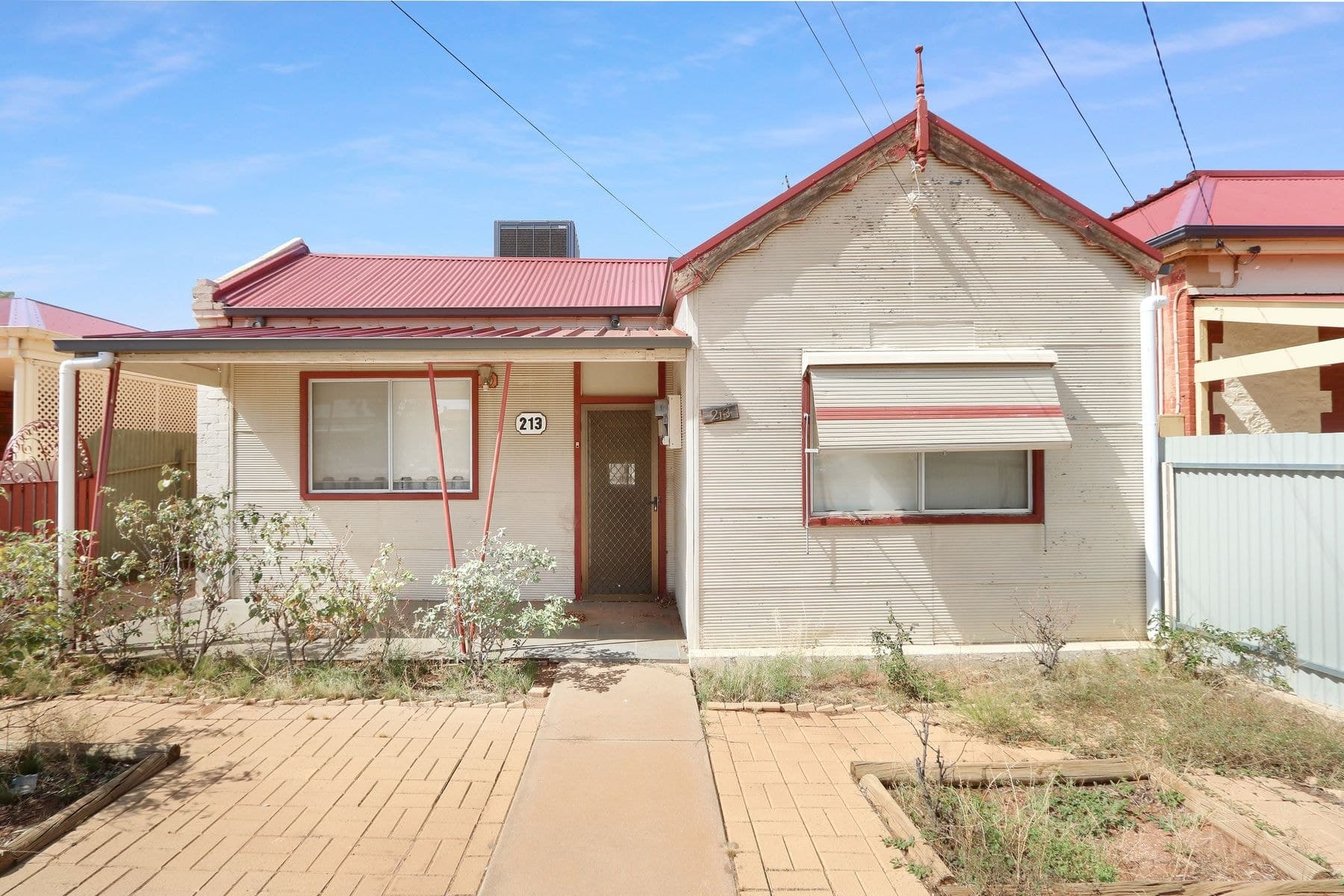 213 Rowe Street, Broken Hill NSW 2880, Broken Hill - Image 1