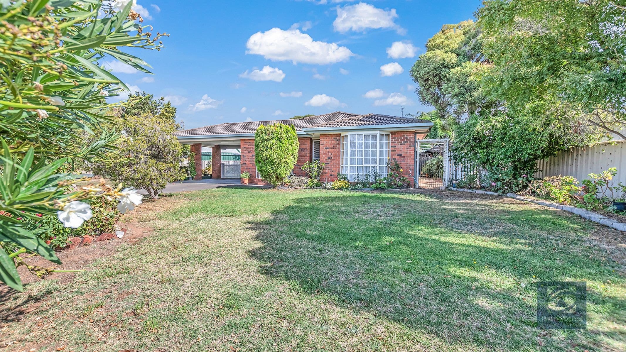31 Adelaide Crescent, Echuca VIC 3564, Echuca - Thumbnail 2
