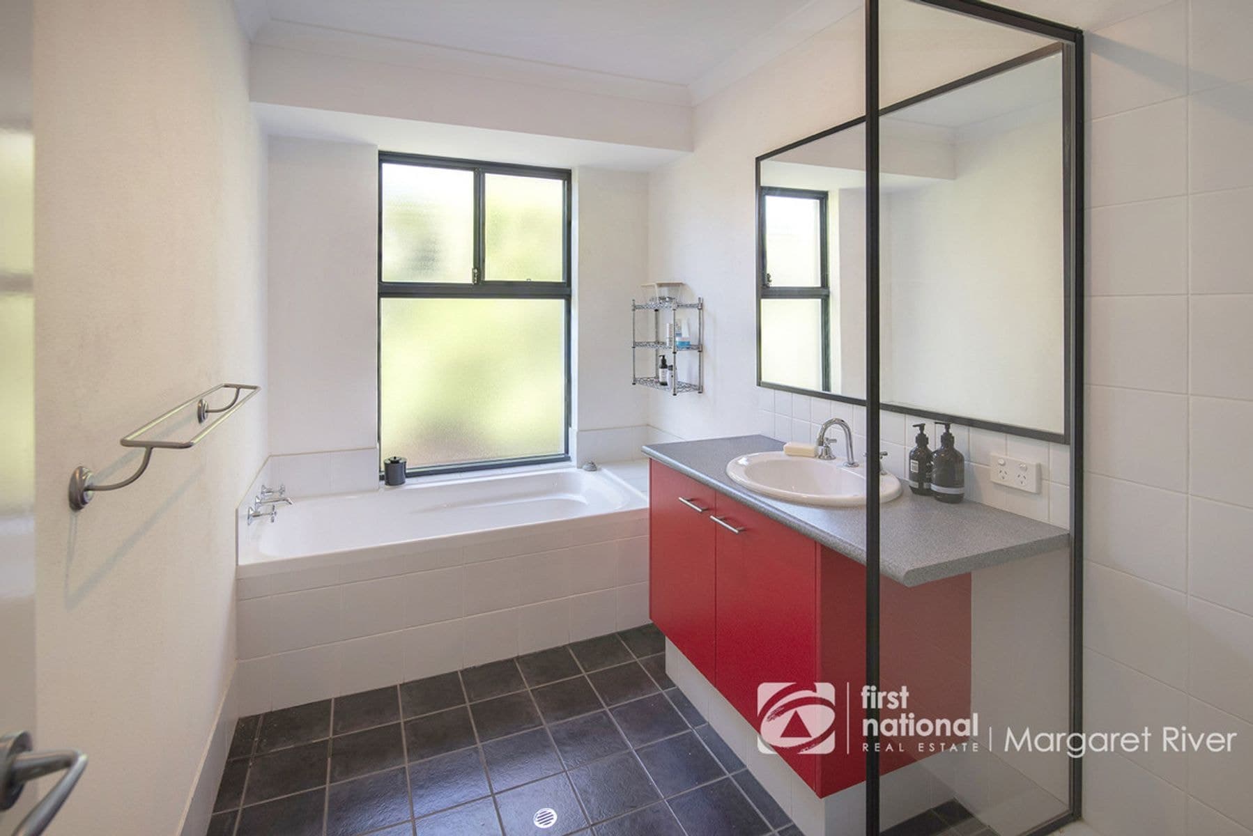 2 Tinglewood Court, Cowaramup WA 6284, Cowaramup - Thumbnail 4