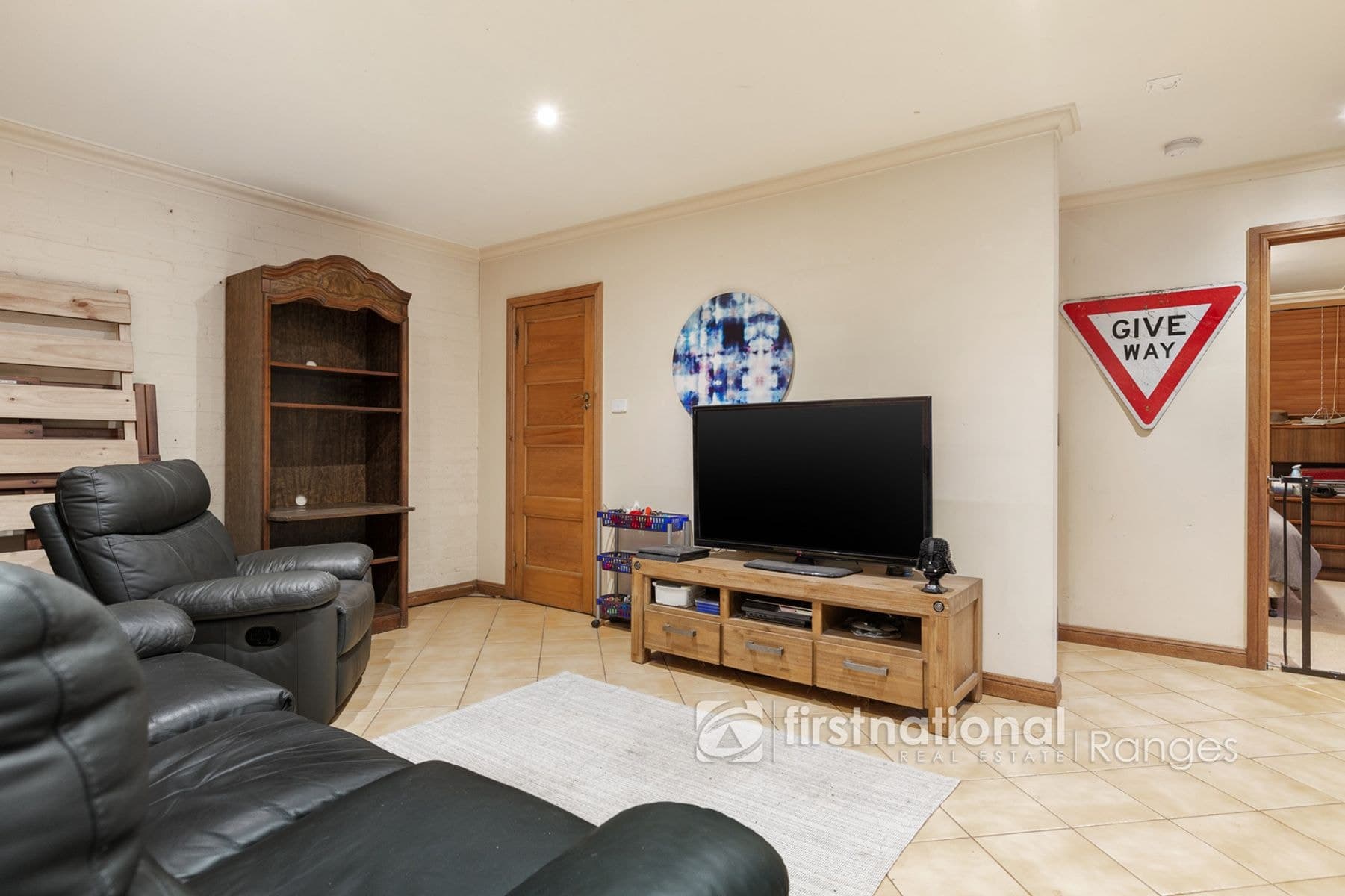 5 Lisheen Road, Cockatoo VIC 3781, Cockatoo - Thumbnail 5