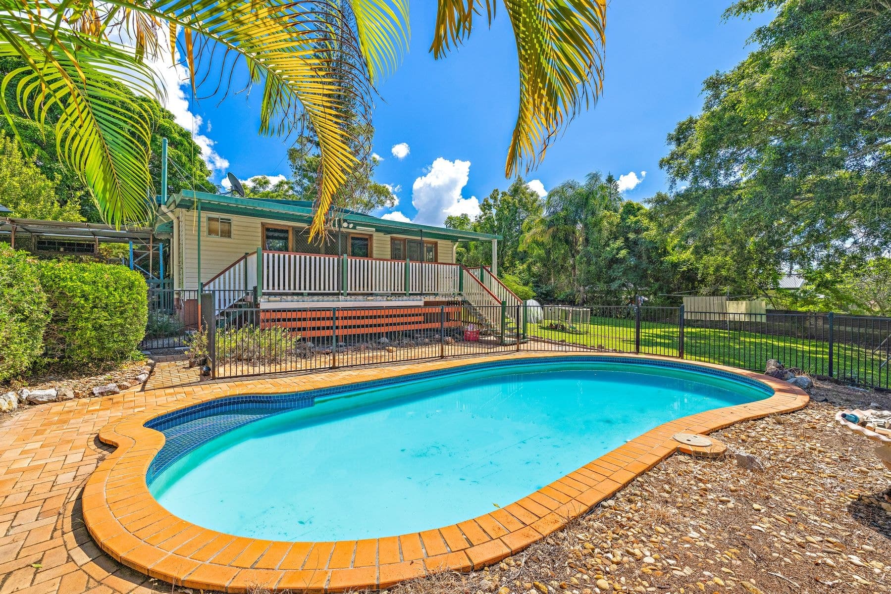 33 Dean Road, Alexandra Hills QLD 4161, Alexandra Hills - Thumbnail 2