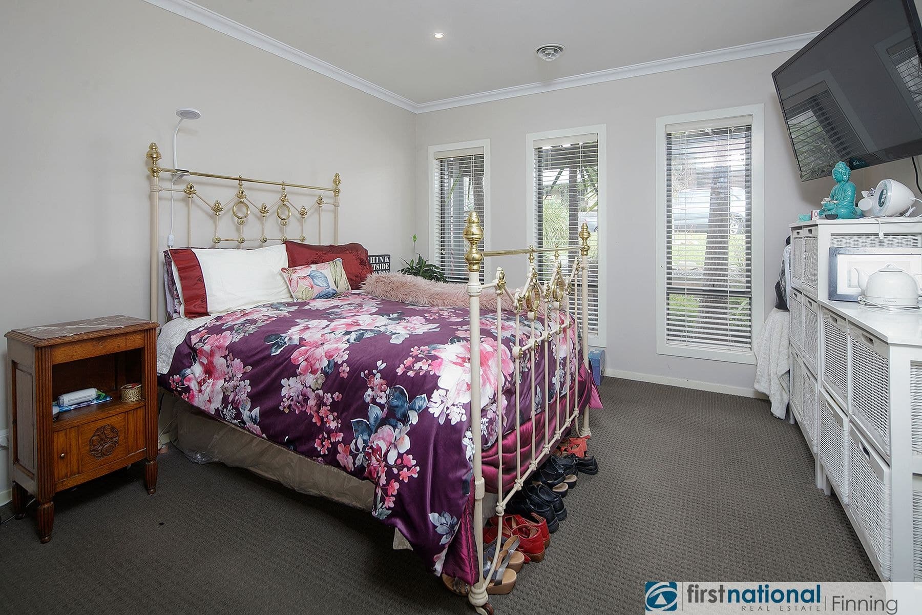 13 Ralron Court, Pakenham VIC 3810, Pakenham - Thumbnail 2