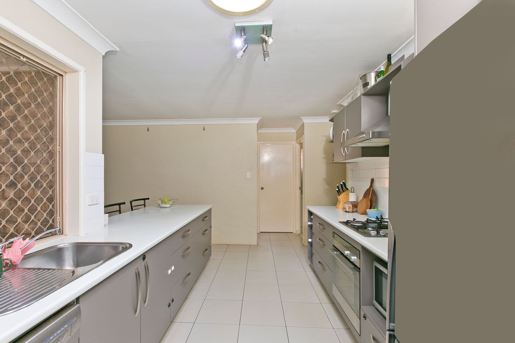 4 Spurs Drive, Wellington Point QLD 4160, Wellington Point - Thumbnail 4