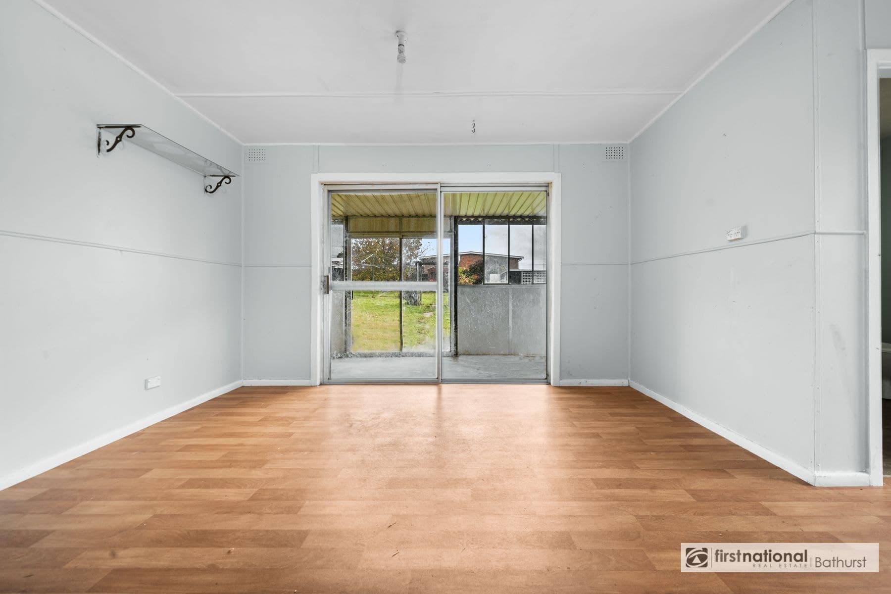 33 Cary Avenue, Wallerawang NSW 2845, Wallerawang - Thumbnail 2