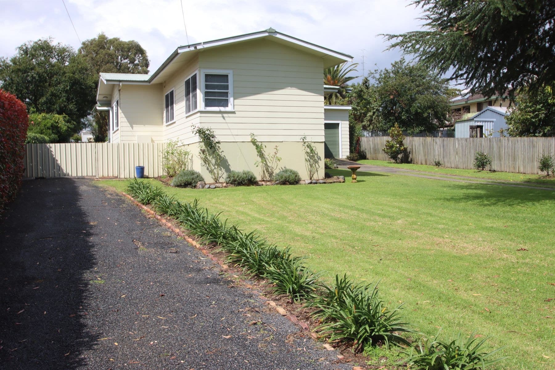 119 Wood Street, Tenterfield NSW 2372, Tenterfield - Thumbnail 2