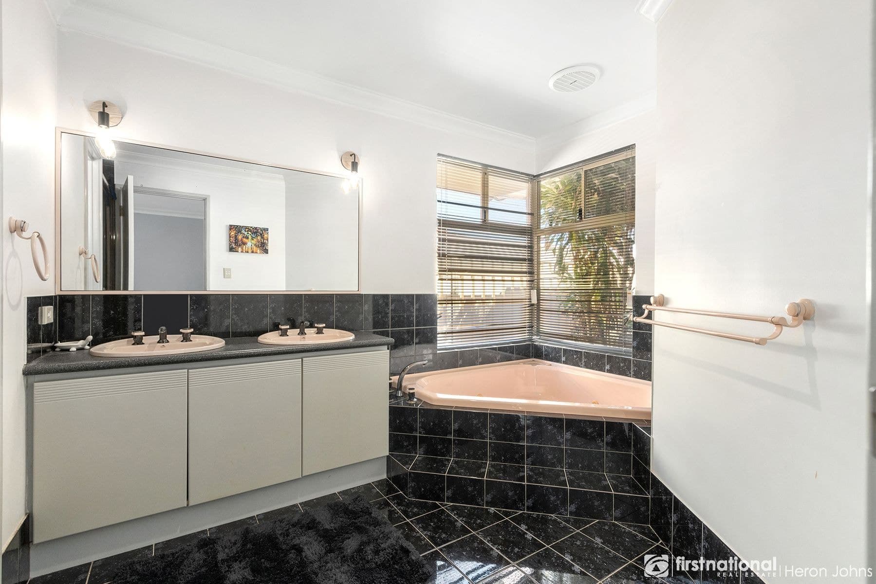 85 Prescott Drive, Kardinya WA 6163, Kardinya - Thumbnail 5