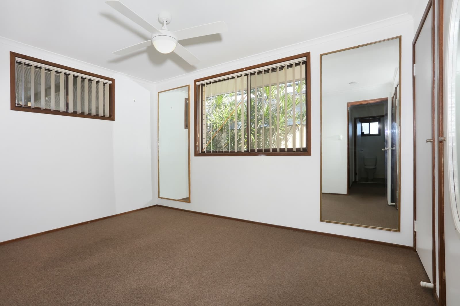 25 Turana Street, COOMBABAH, Coombabah - Thumbnail 7