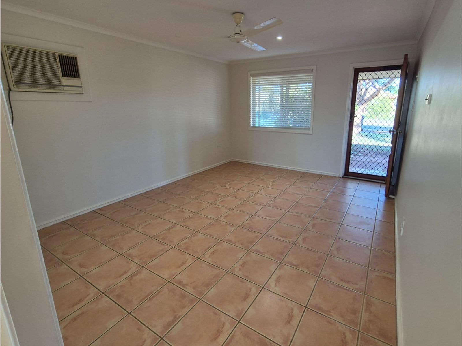 7B Pelusey Way, Nickol WA 6714, Nickol - Thumbnail 2