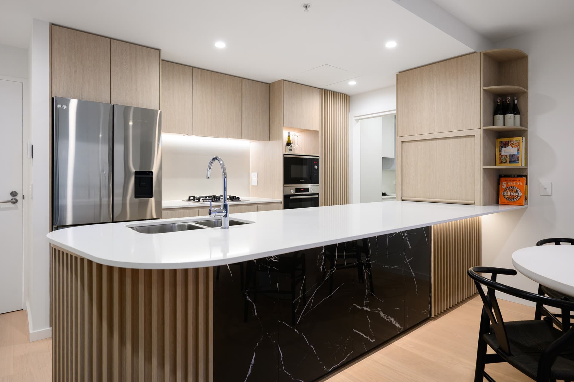 1106/180 Marine Parade, Labrador, QLD, 4215, Labrador - Thumbnail 8