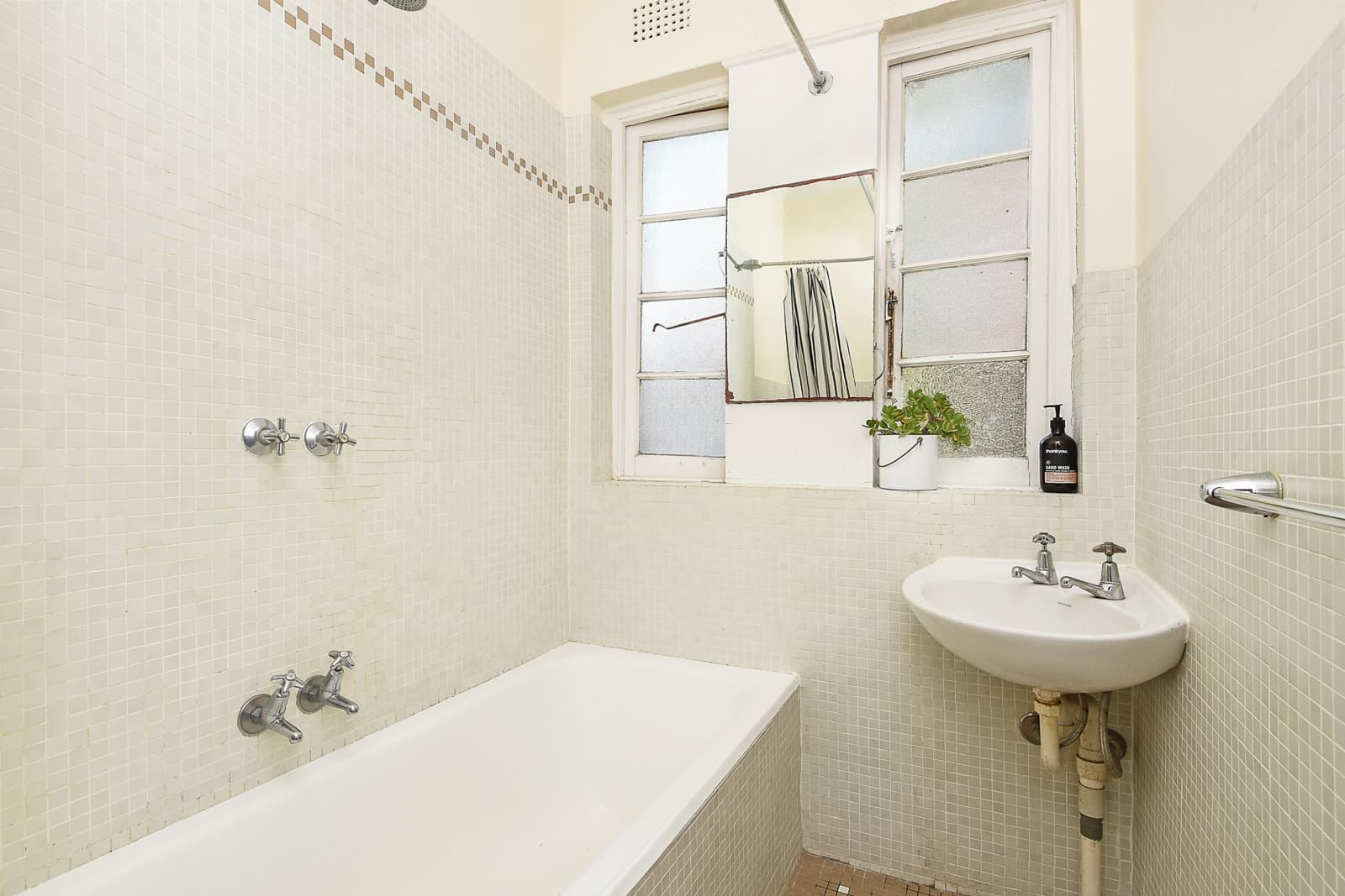 9/67 Curlewis Street, Bondi Beach, Bondi Beach - Thumbnail 2