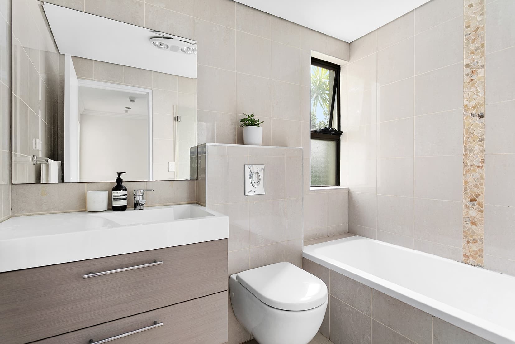 4/18 Simpson Street, Bondi Beach, Bondi Beach - Thumbnail 3