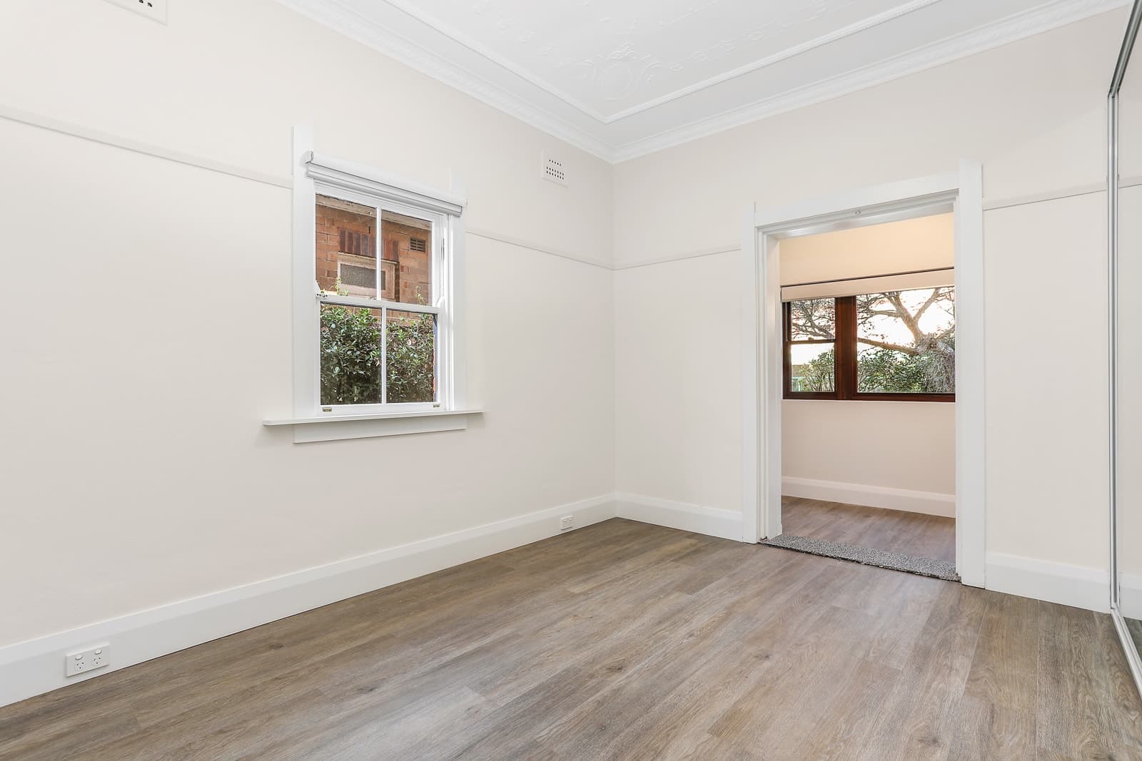 2/57 Wairoa Avenue, North Bondi, North Bondi - Thumbnail 2