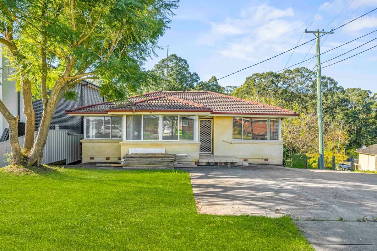 28 Collins Crescent, Yagoona, NSW, 2199, Yagoona - Thumbnail 2