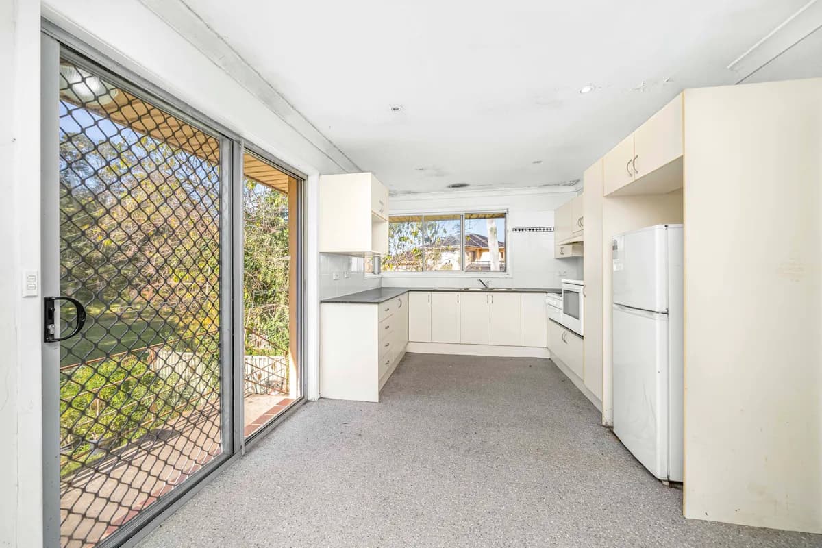 28 Collins Crescent, Yagoona, NSW, 2199, Yagoona - Thumbnail 3