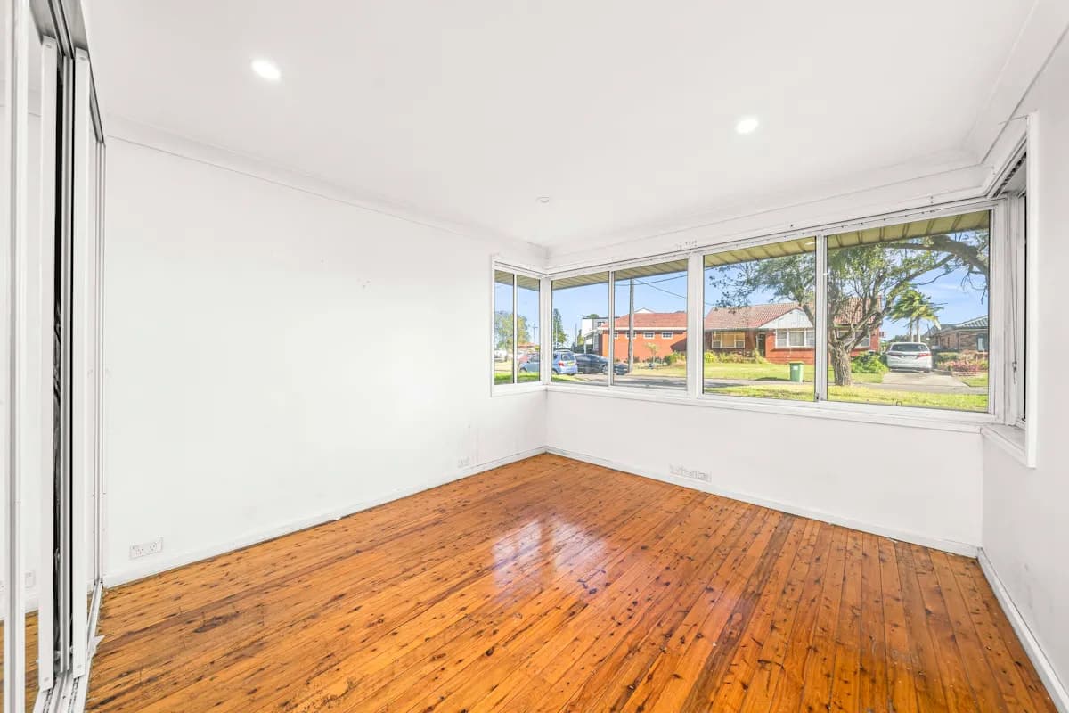28 Collins Crescent, Yagoona, NSW, 2199, Yagoona - Thumbnail 5