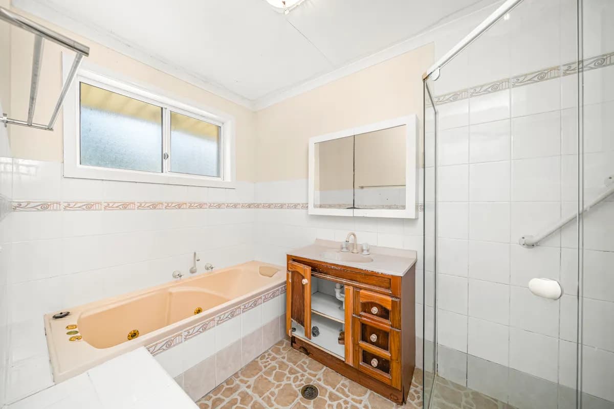 28 Collins Crescent, Yagoona, NSW, 2199, Yagoona - Thumbnail 7