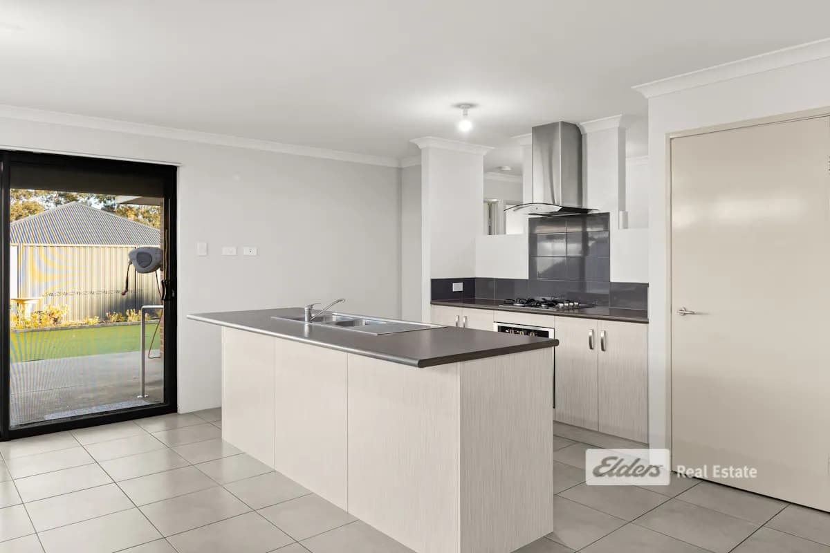 31A Logue Street, Waroona, WA, 6215, Waroona - Thumbnail 3