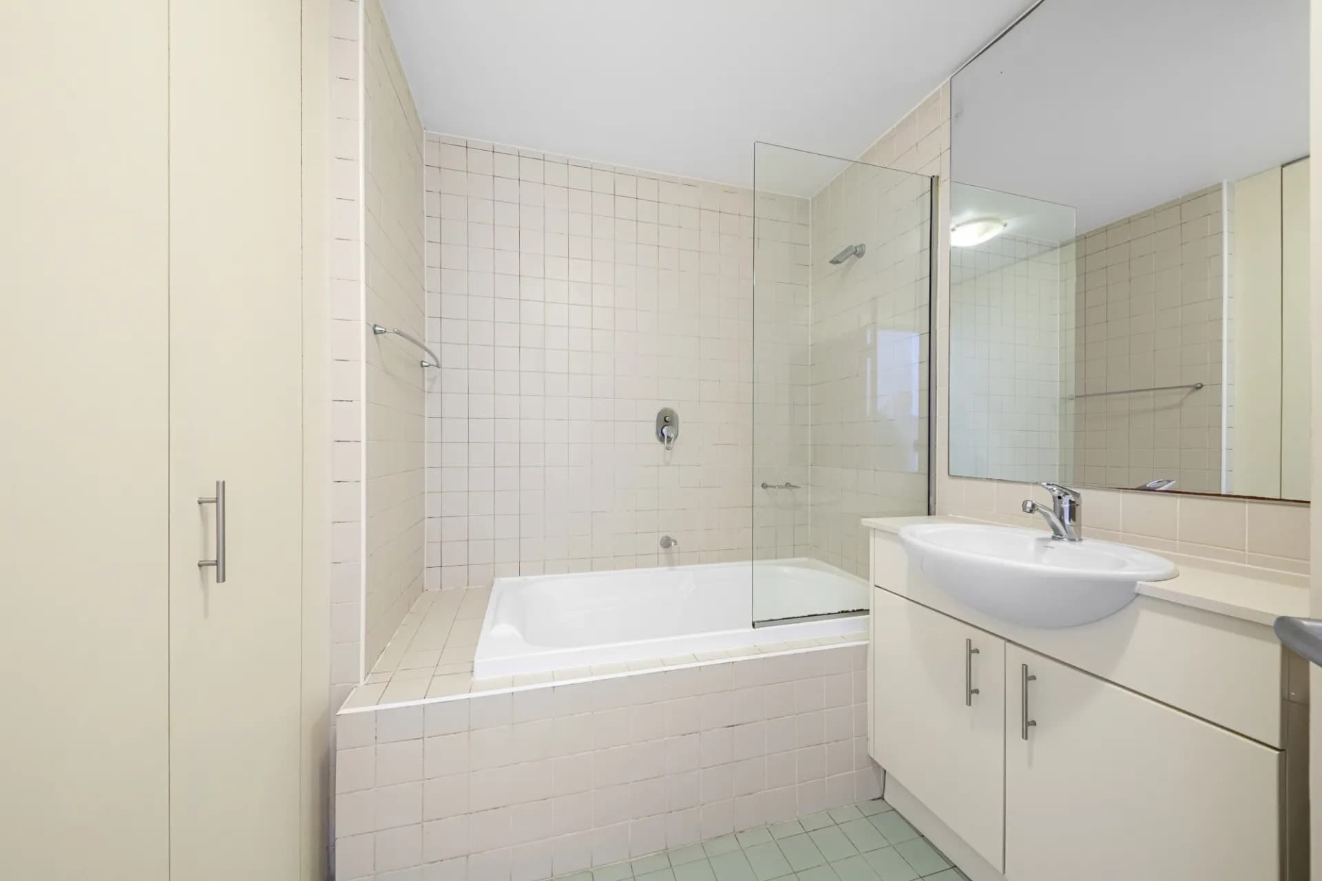 Unit 33/7-15 Newland Street, Bondi Junction, NSW, Bondi Junction - Thumbnail 5