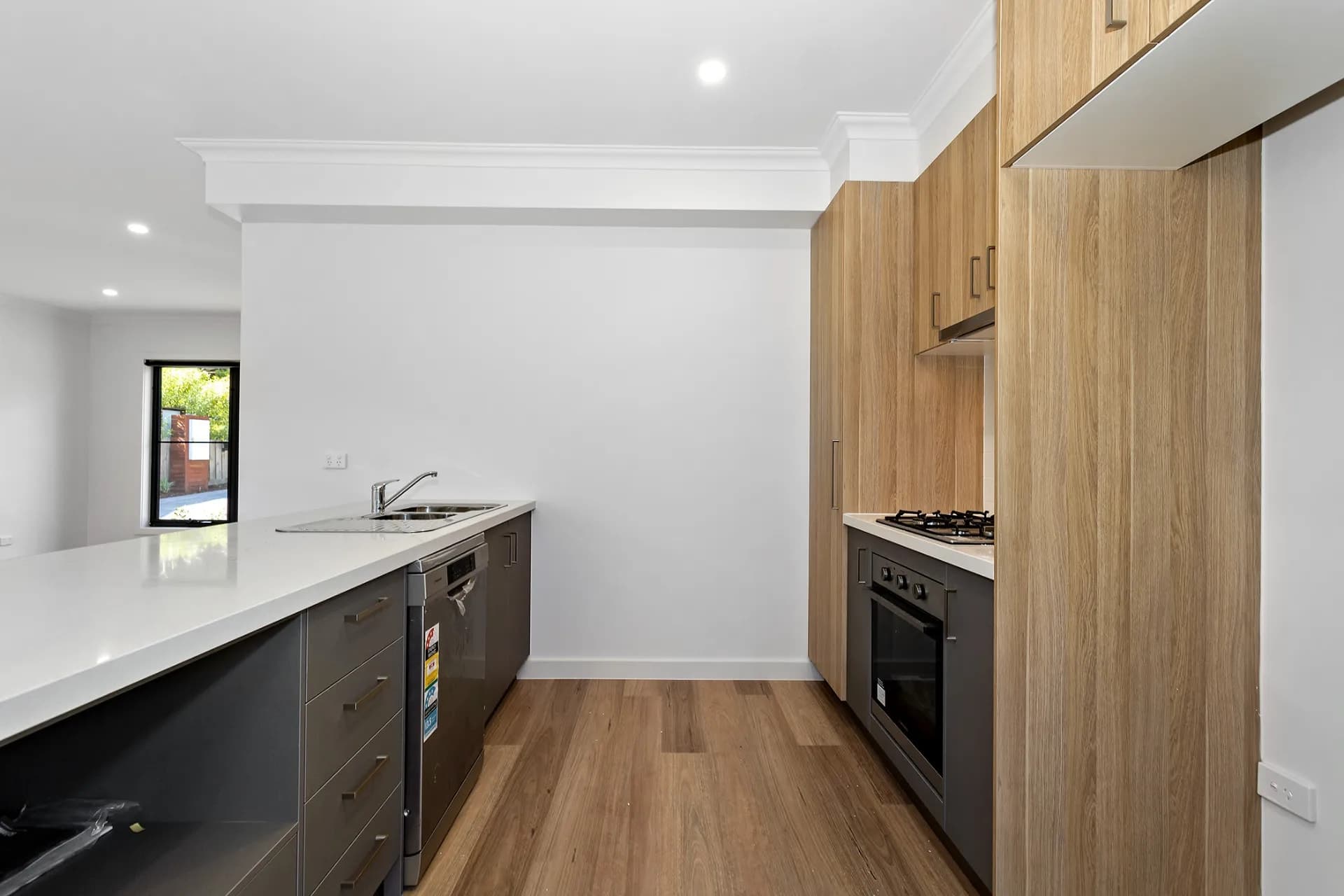 Unit 1/25 Belmont  Road West, Croydon South, VIC, Croydon South - Thumbnail 2