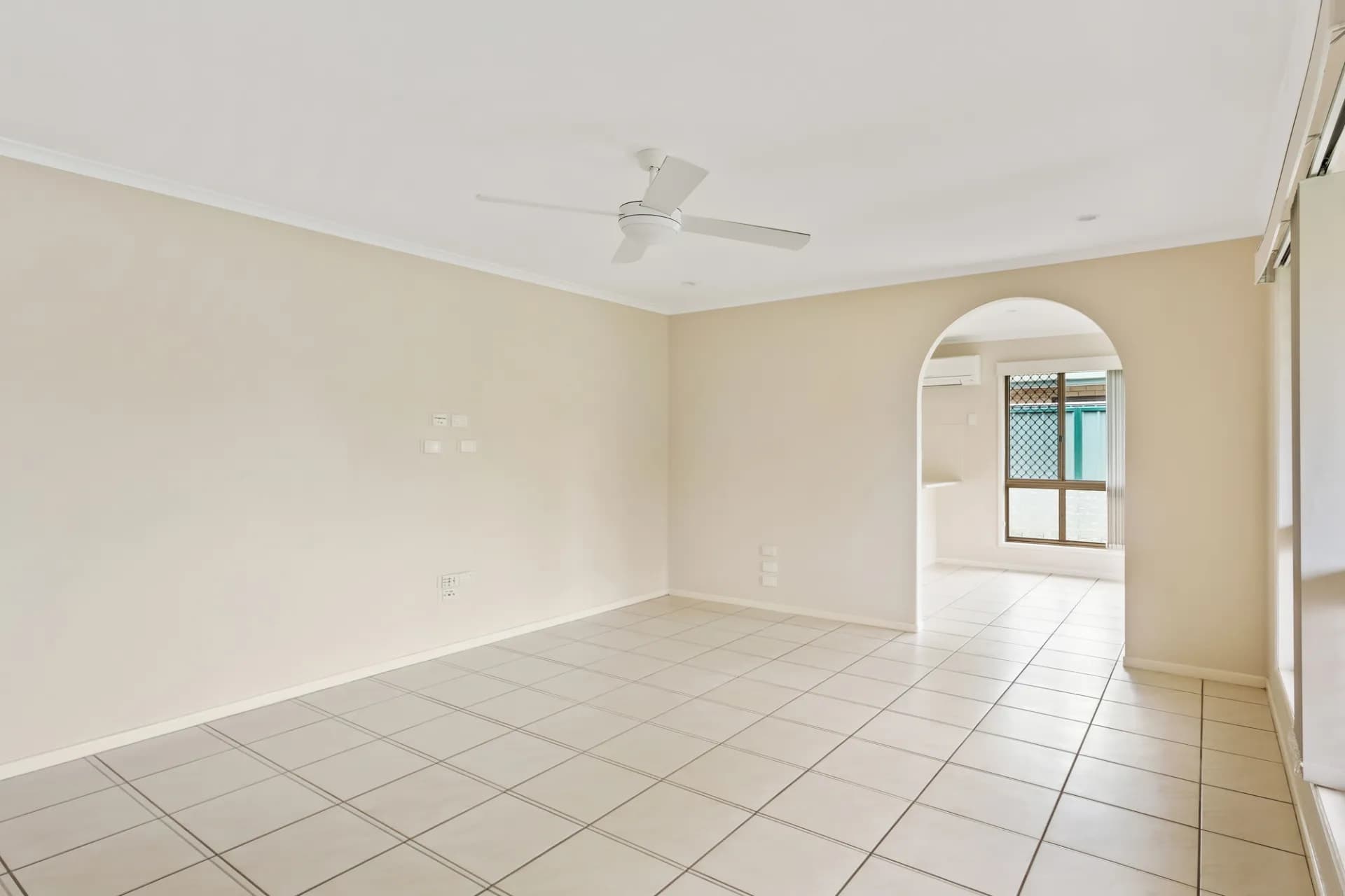 22 Daniel Court, Scarborough, QLD, Scarborough - Thumbnail 4