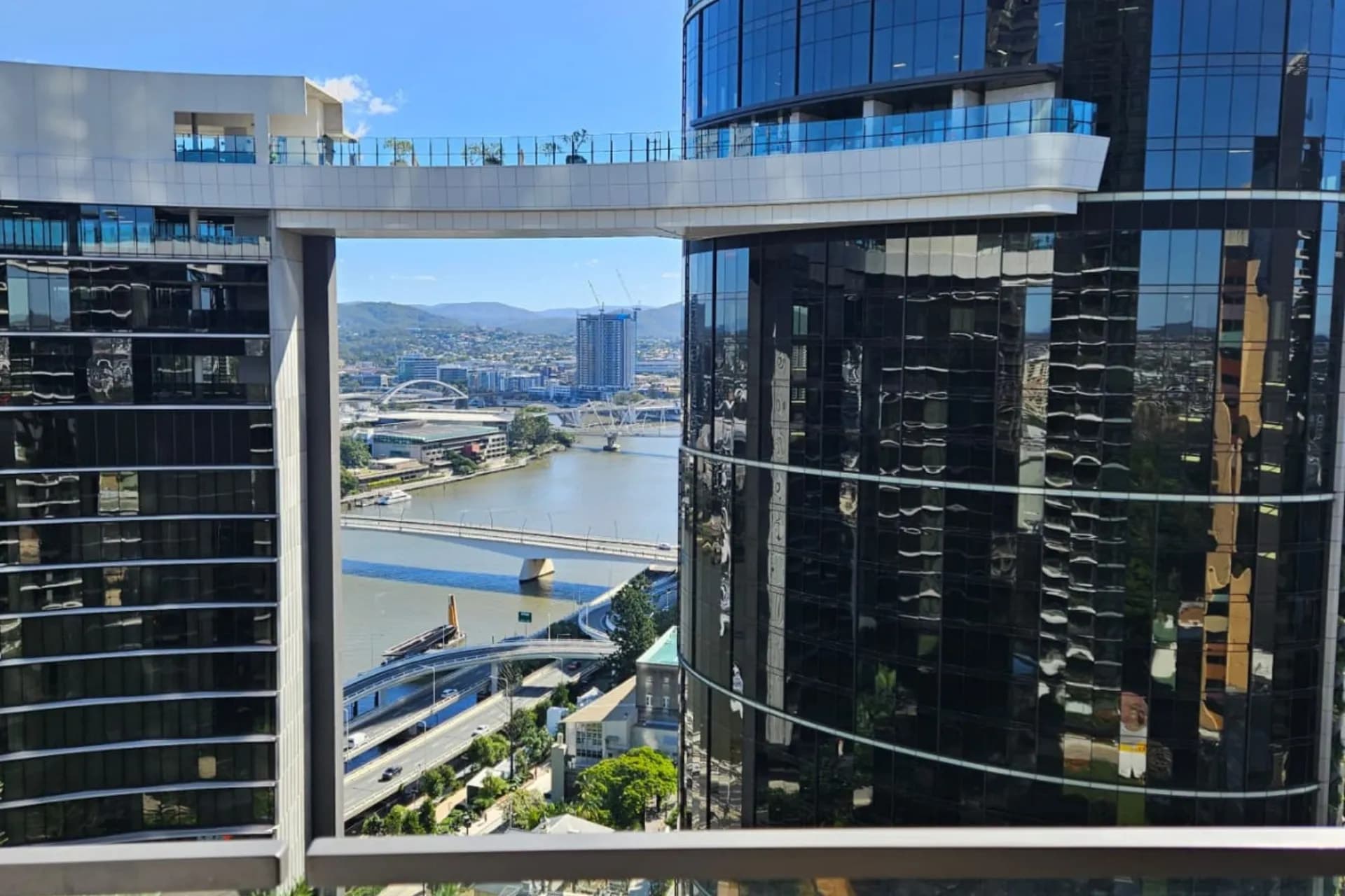 8 Margaret Street, Brisbane, QLD, Brisbane - Thumbnail 3