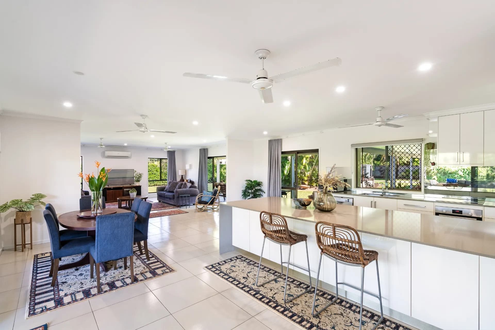 6-8 James Cook Drive, Kewarra Beach, QLD, Kewarra Beach - Thumbnail 4
