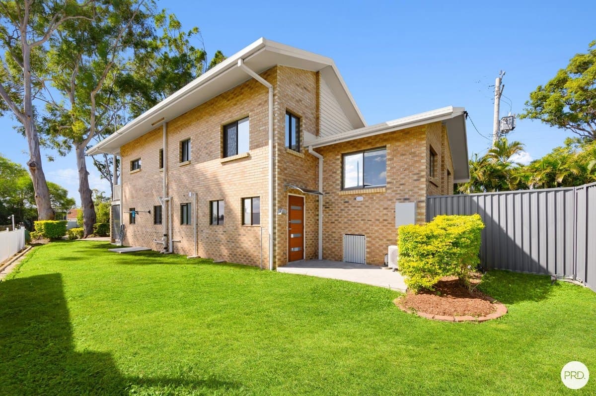 3 Ridgeway Avenue, SOUTHPORT QLD 4215, Southport - Thumbnail 5