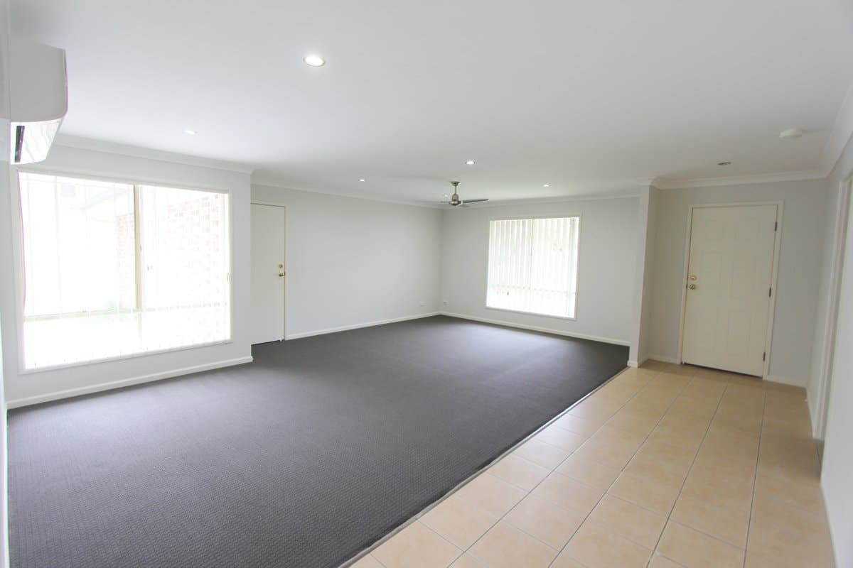 22 Rosegum Drive, MOLENDINAR QLD 4214, Molendinar - Thumbnail 4