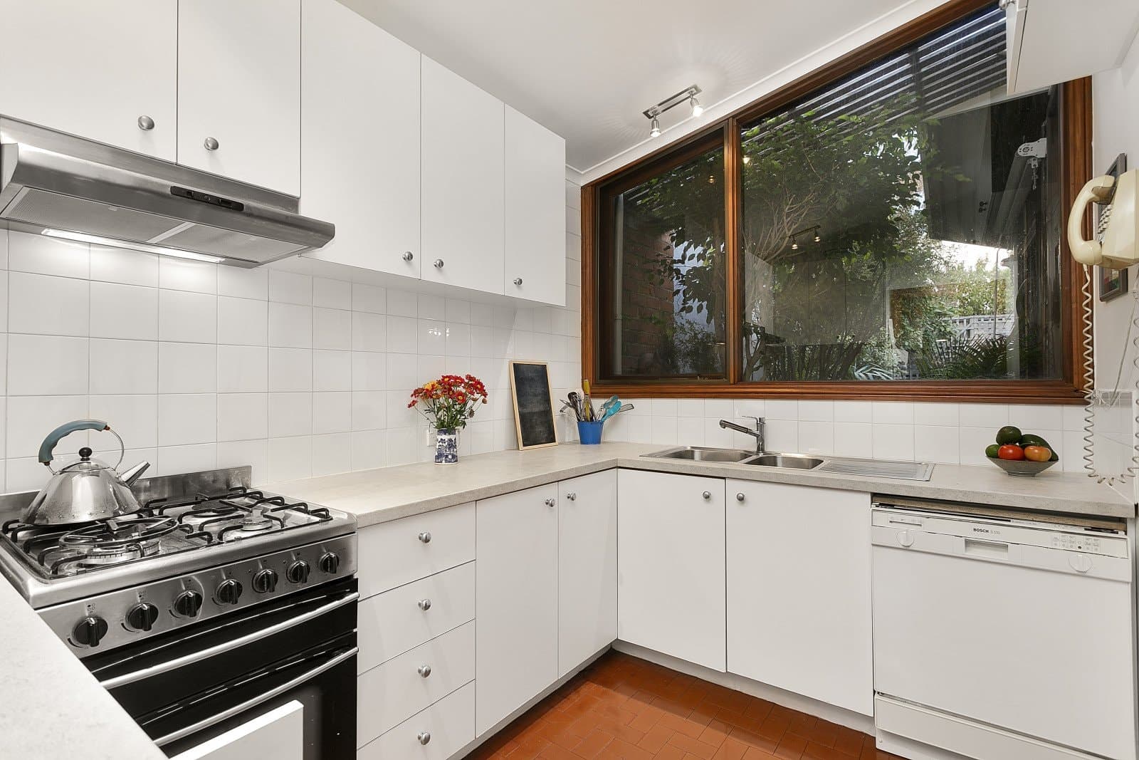 33 Withers Street, Albert Park, Albert Park - Thumbnail 4