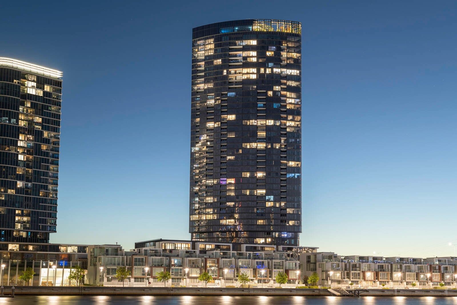 2101/103 South Wharf Drive, Docklands, Docklands - Image 1