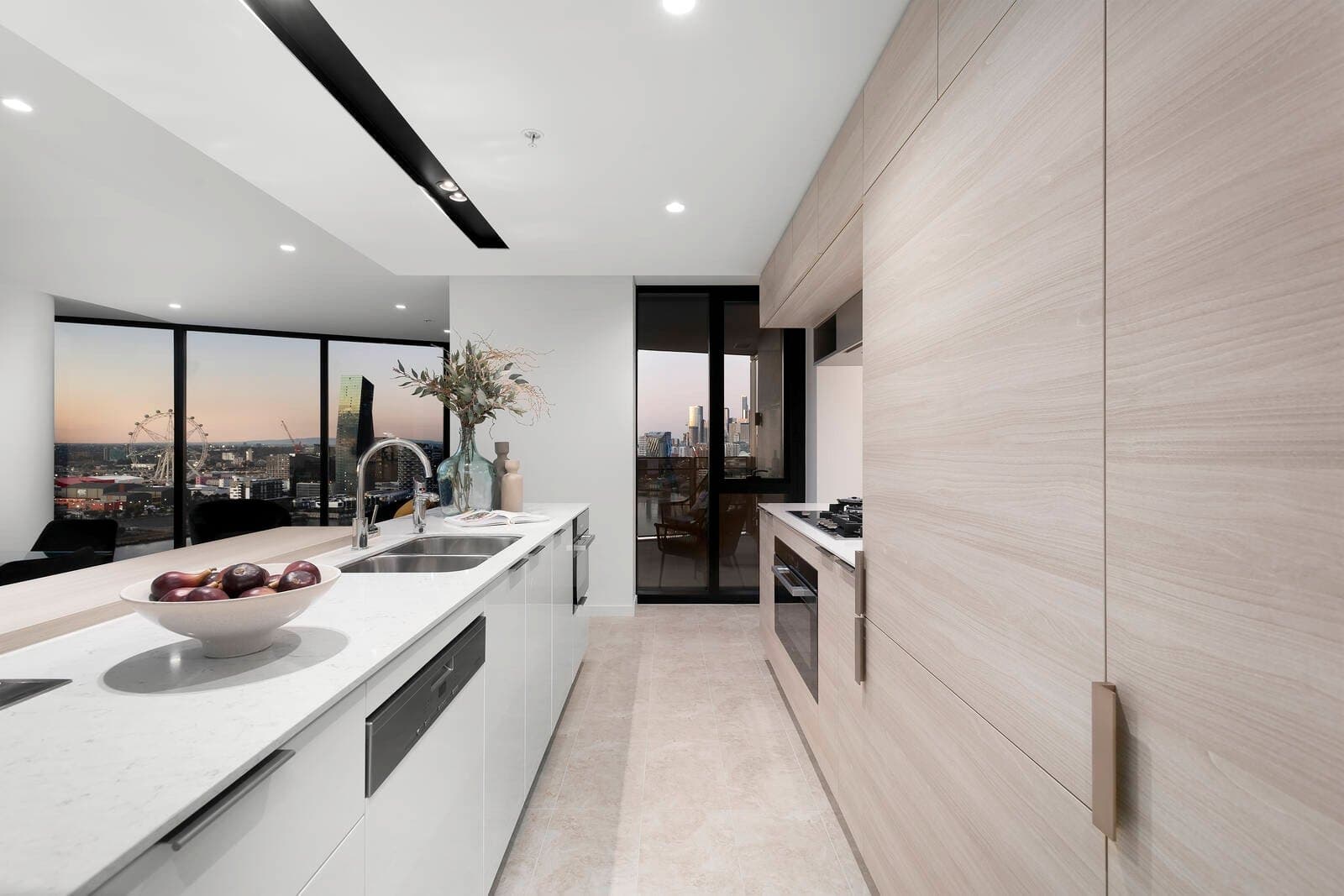2101/103 South Wharf Drive, Docklands, Docklands - Thumbnail 2