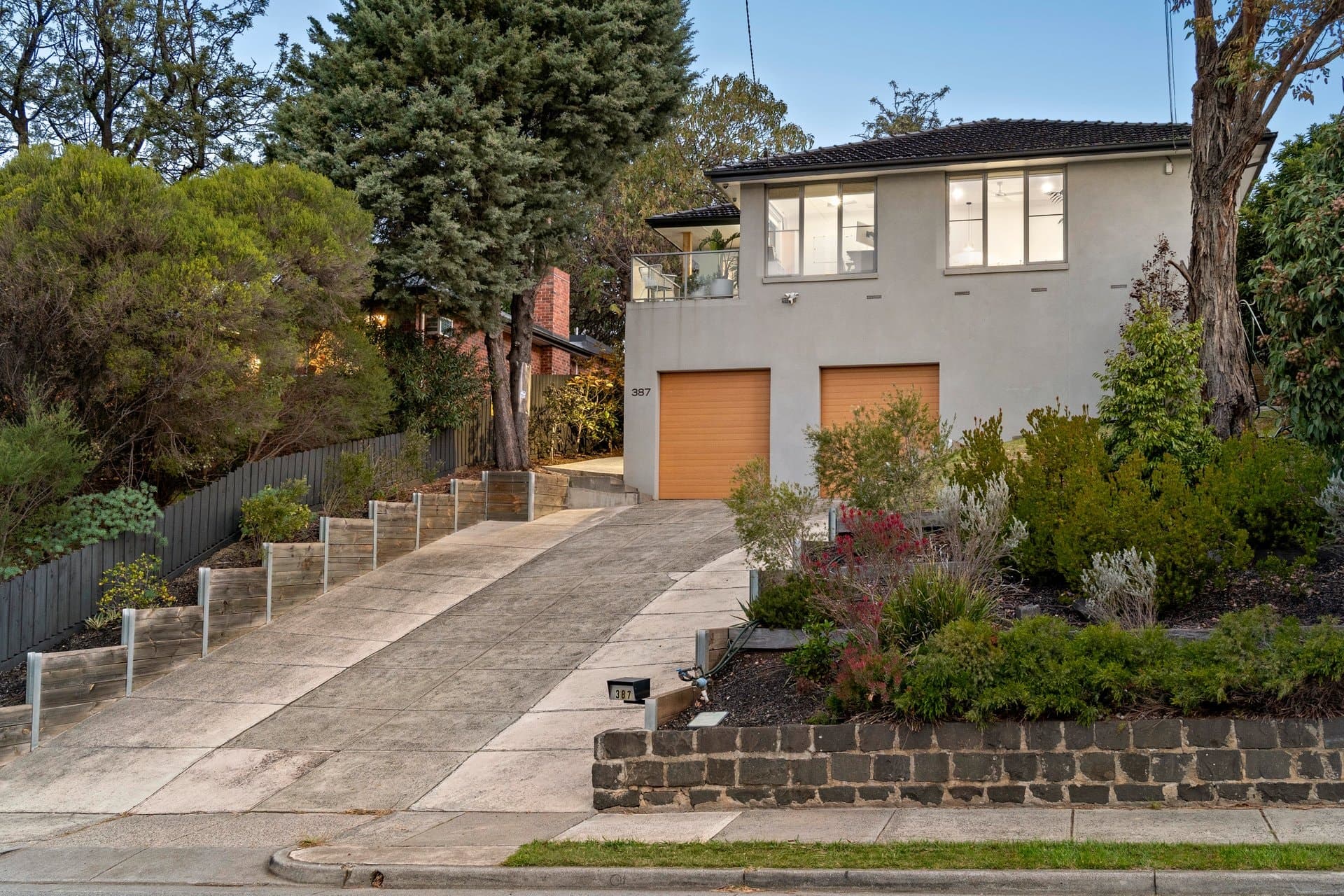 387 Mascoma Street, Strathmore Heights, Strathmore Heights - Thumbnail 2