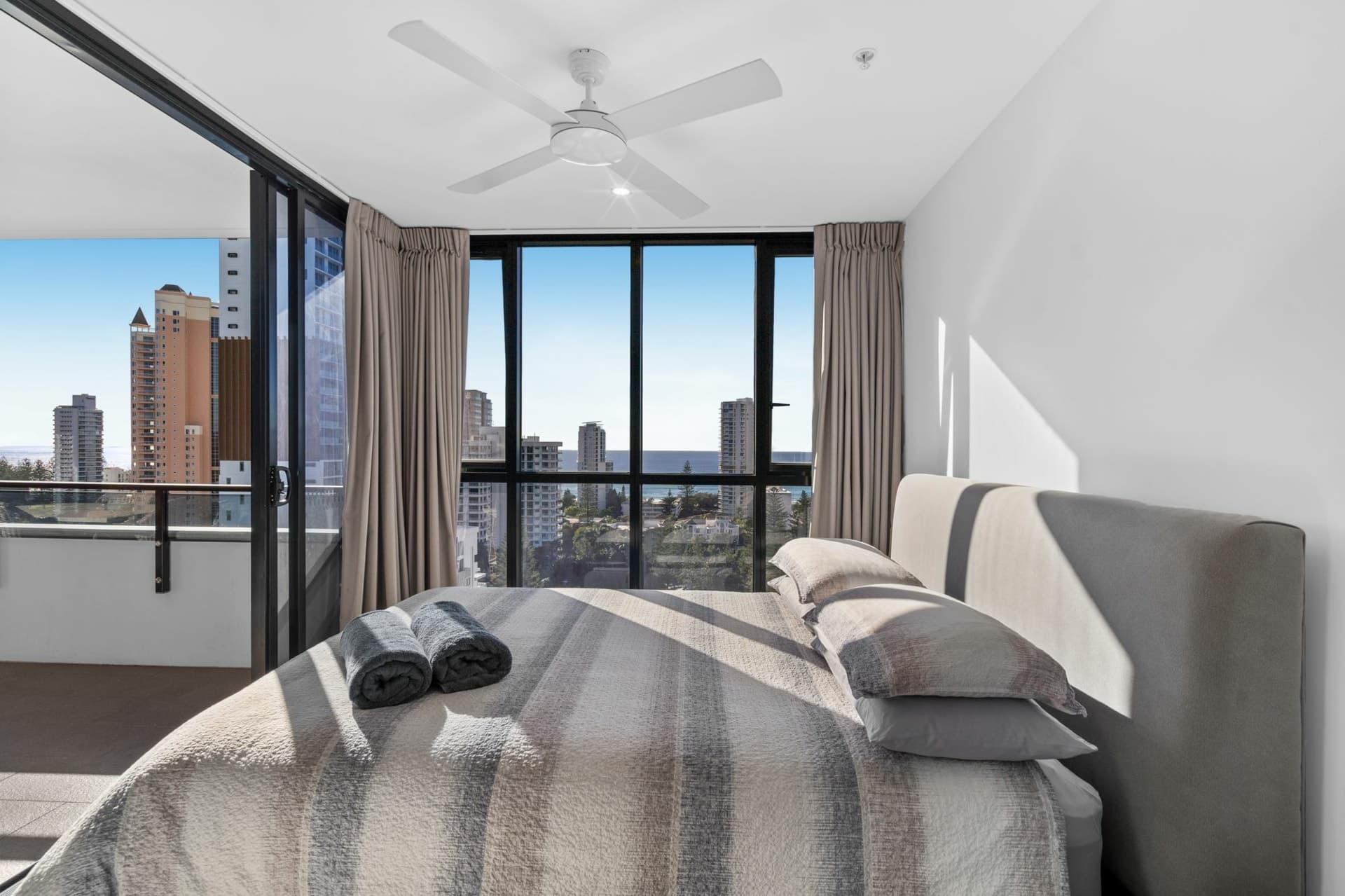 86/2729 Gold Coast Highway, Broadbeach, Broadbeach - Thumbnail 5