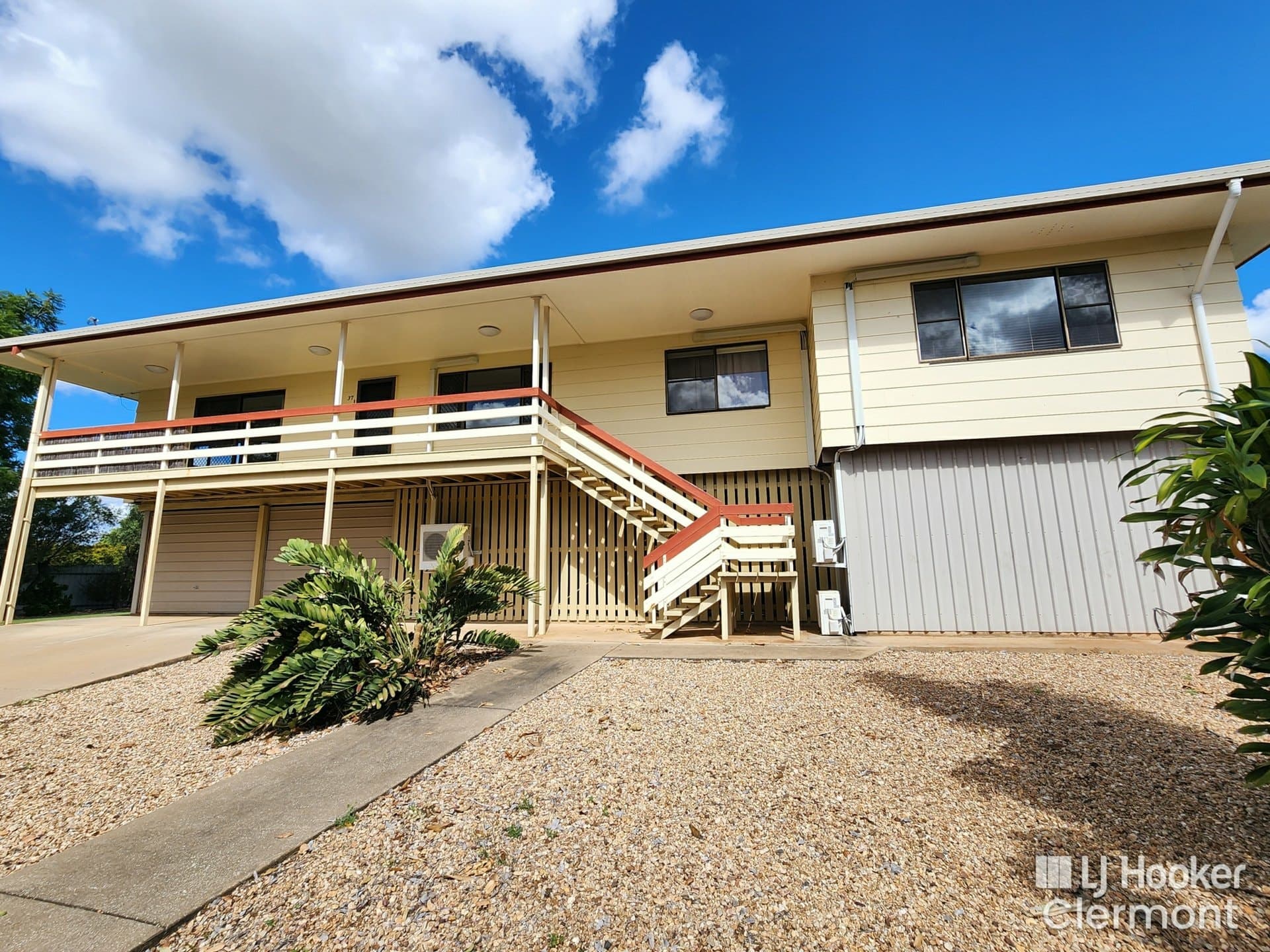 37 Lime Street, Clermont, Clermont - Thumbnail 2