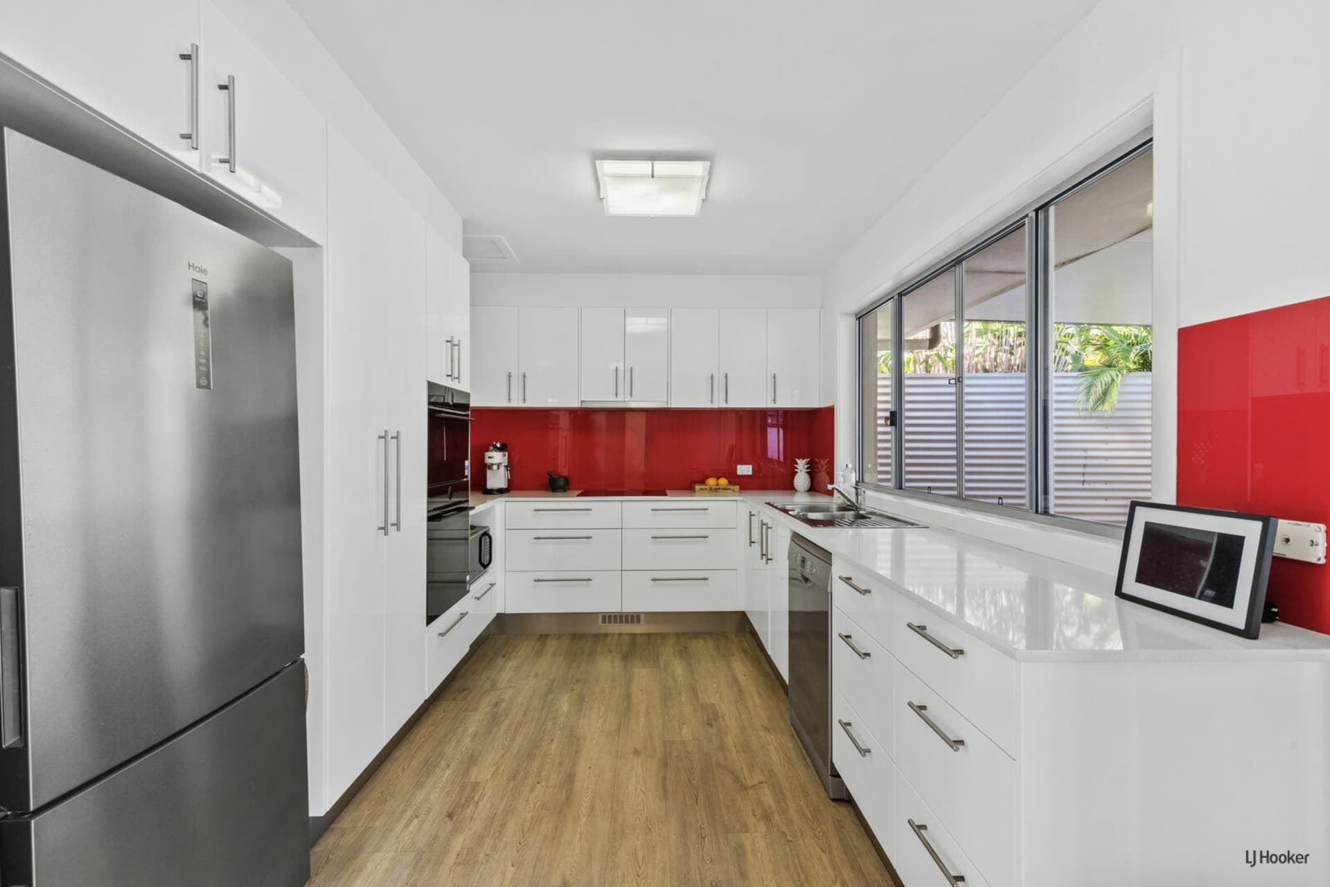 8 Hooper Drive, Currumbin, Currumbin - Thumbnail 4