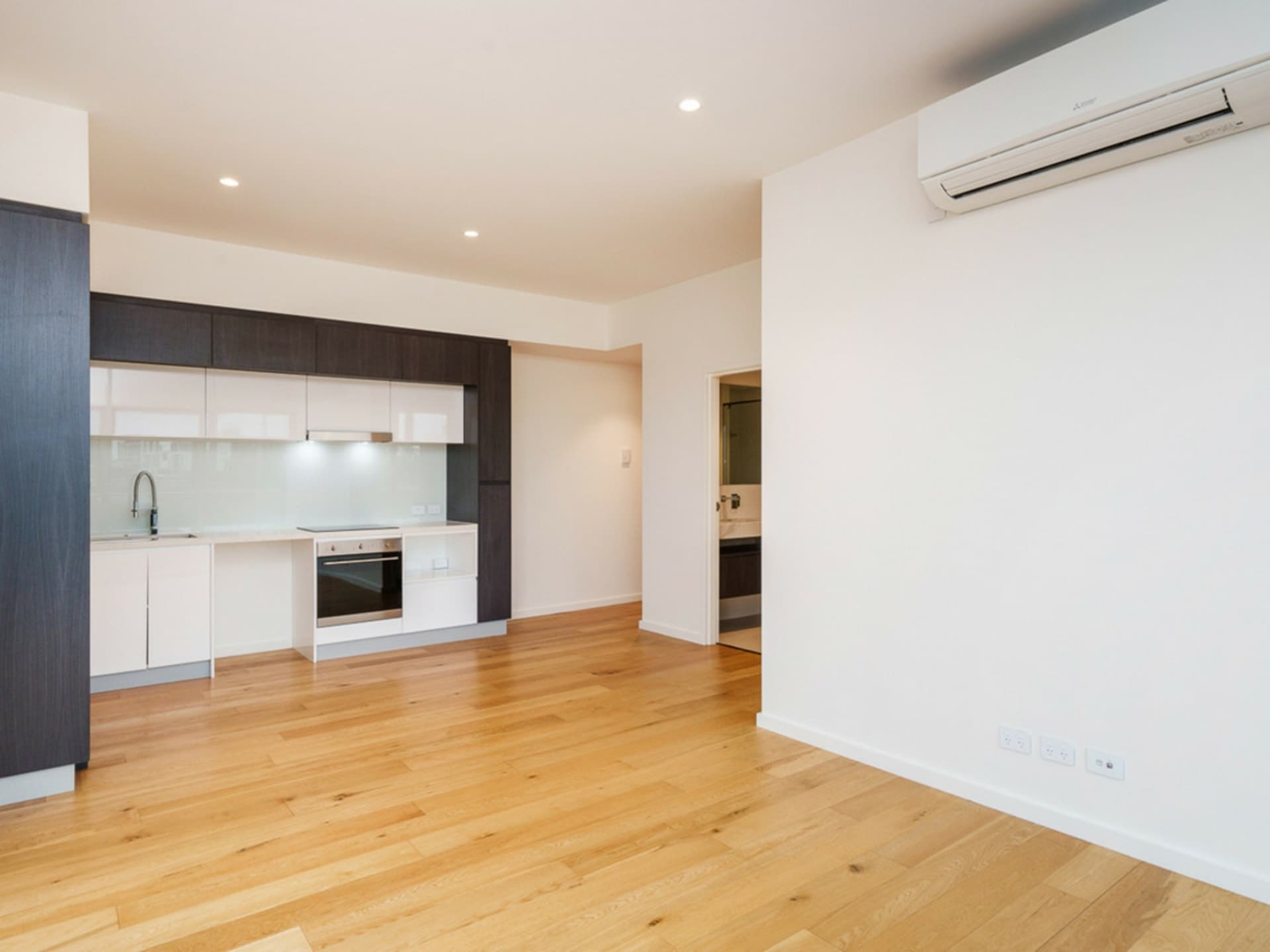 406/9 Tully Road, East Perth, East Perth - Thumbnail 5