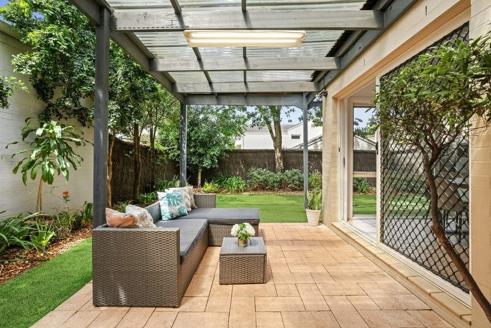 3 Newington Boulevard, Newington - Image 1
