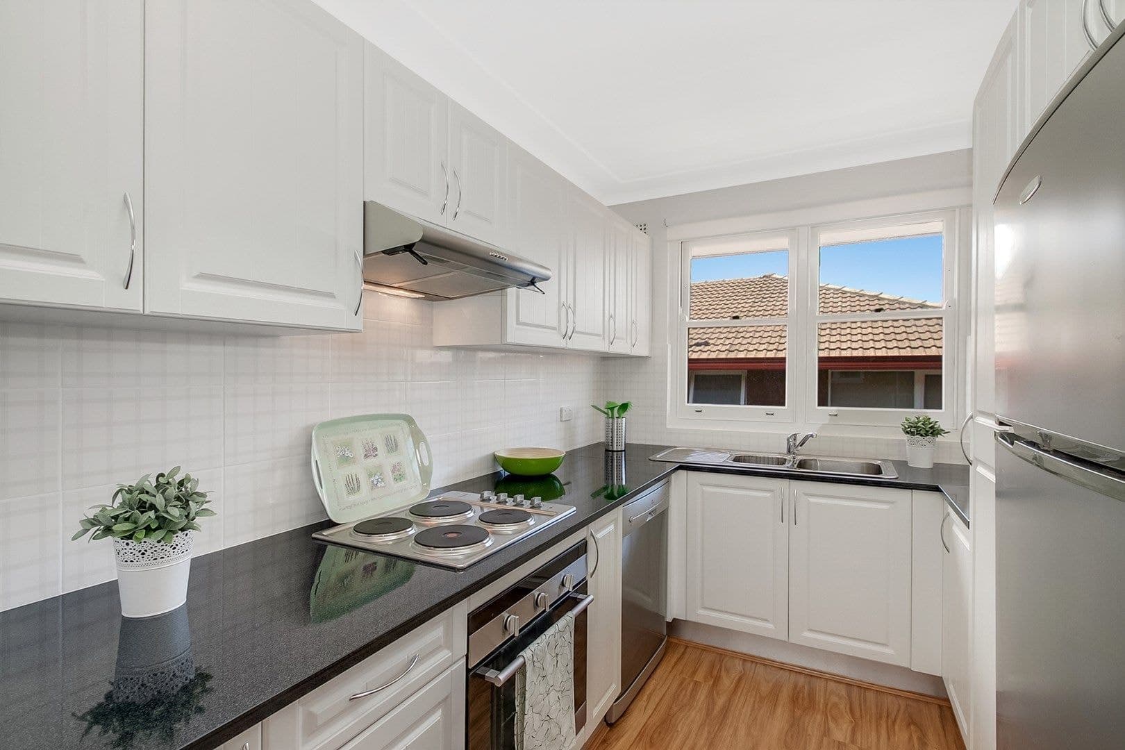 8/5 Cecil Street, Ashfield - Thumbnail 3