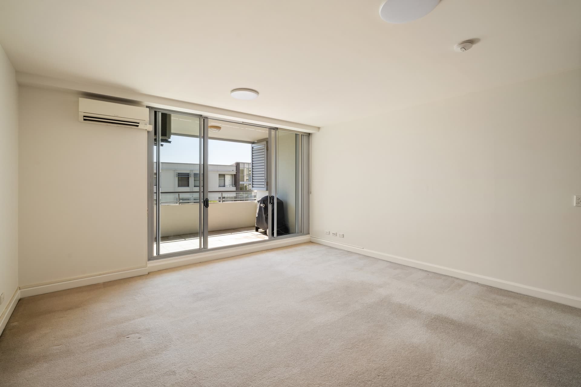 301/5 Shoreline Drive, Rhodes - Image 1