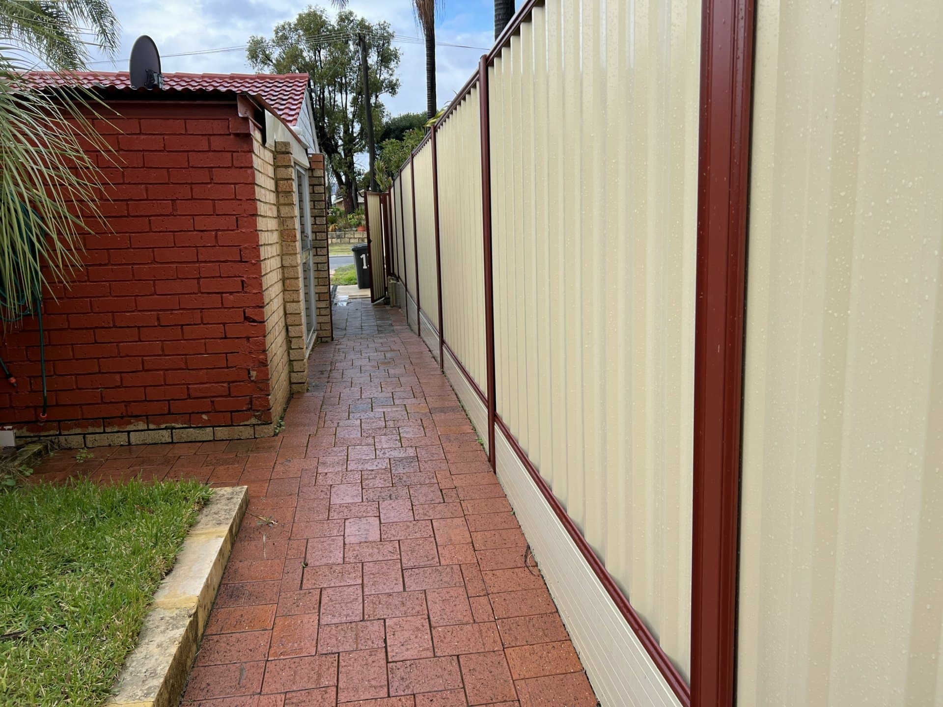 13 Jarrah Grove, Gosnells, Gosnells - Thumbnail 2