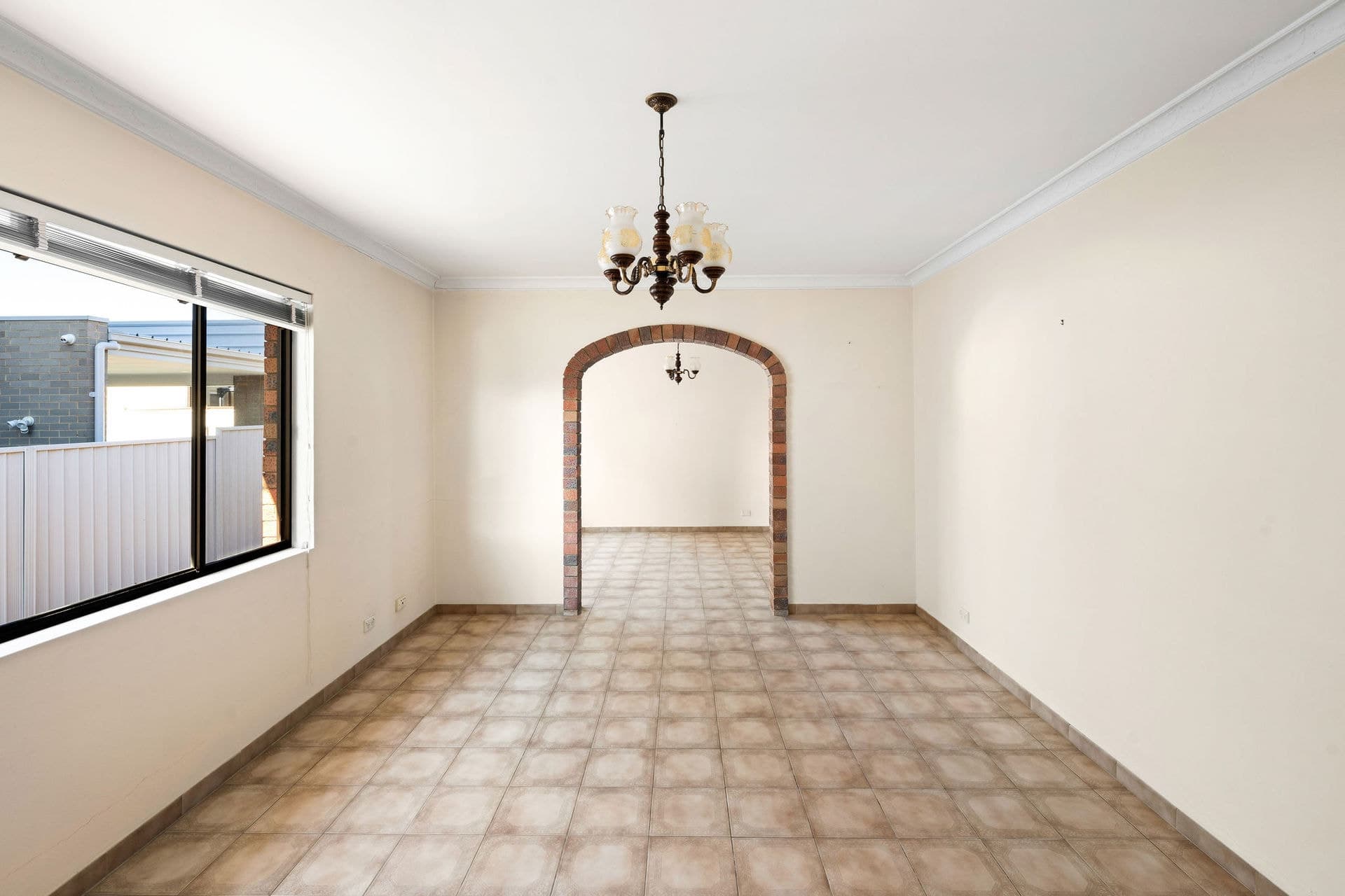 6 High Street, Concord - Thumbnail 7