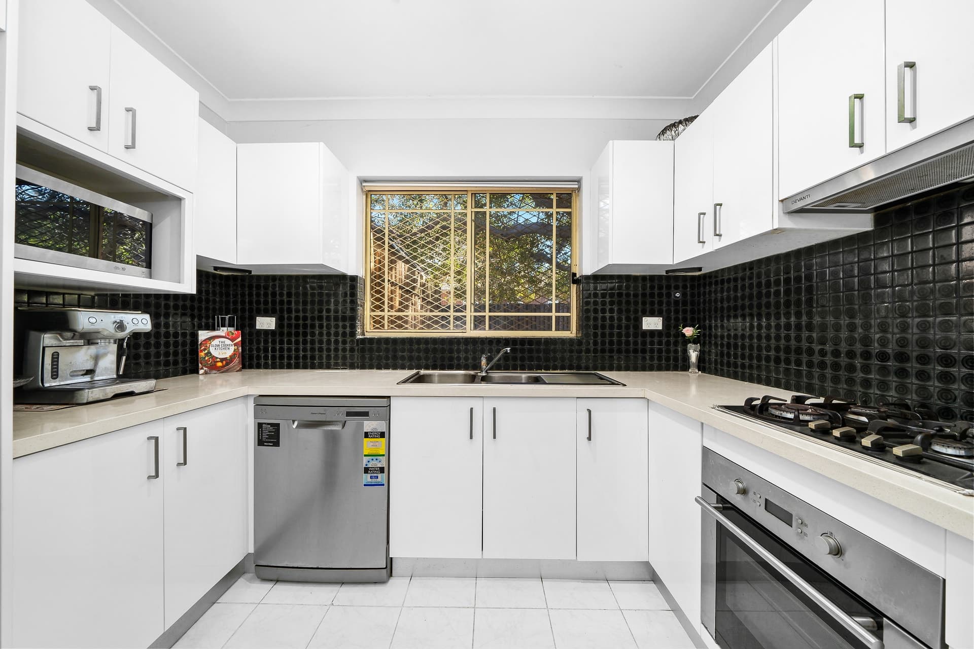 4/94-96 Albert Road Strathfield NSW 2135, Strathfield - Thumbnail 3