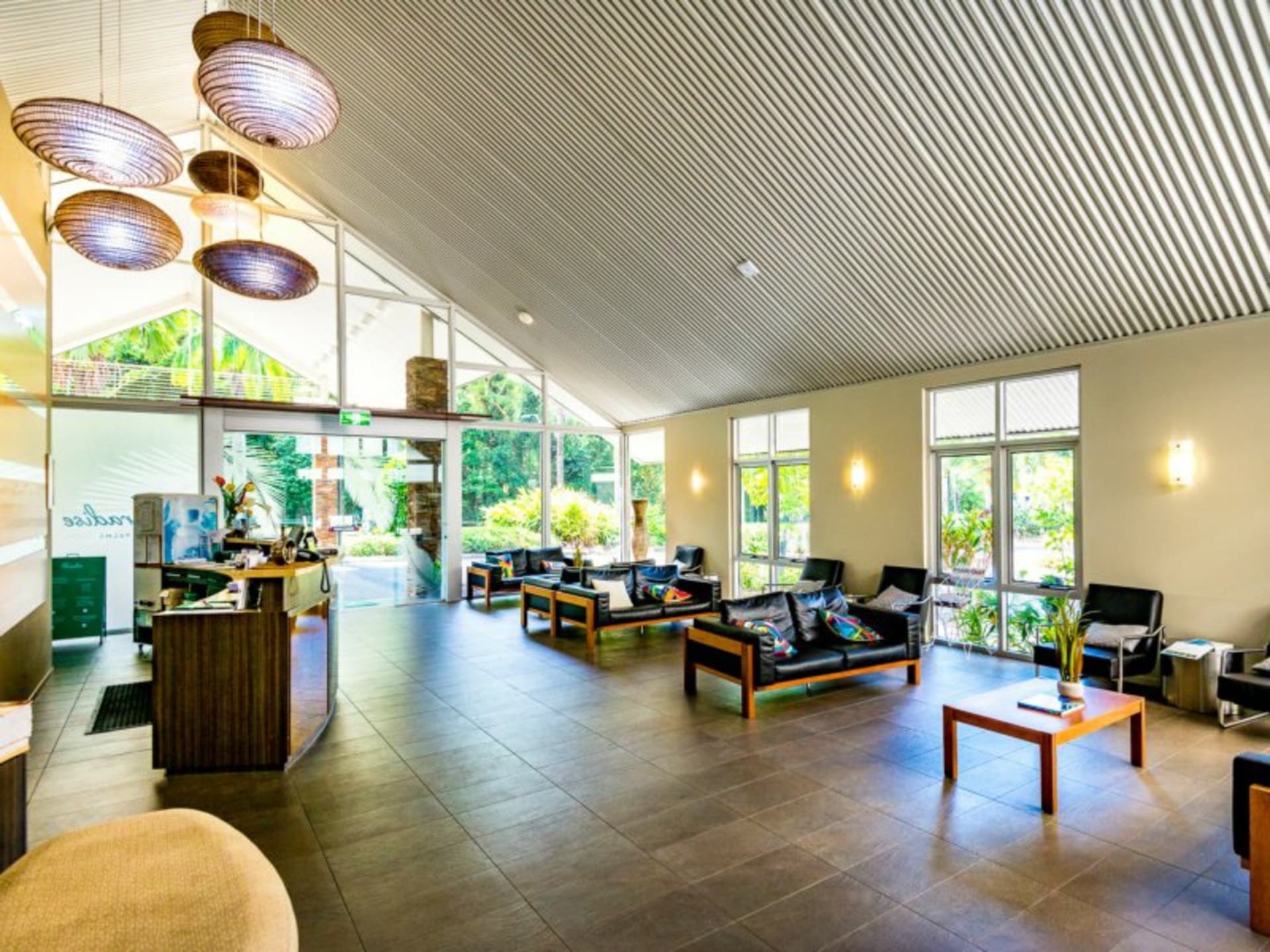2 Bedroom/57 Paradise Palms, Kewarra Beach, Kewarra Beach - Thumbnail 5