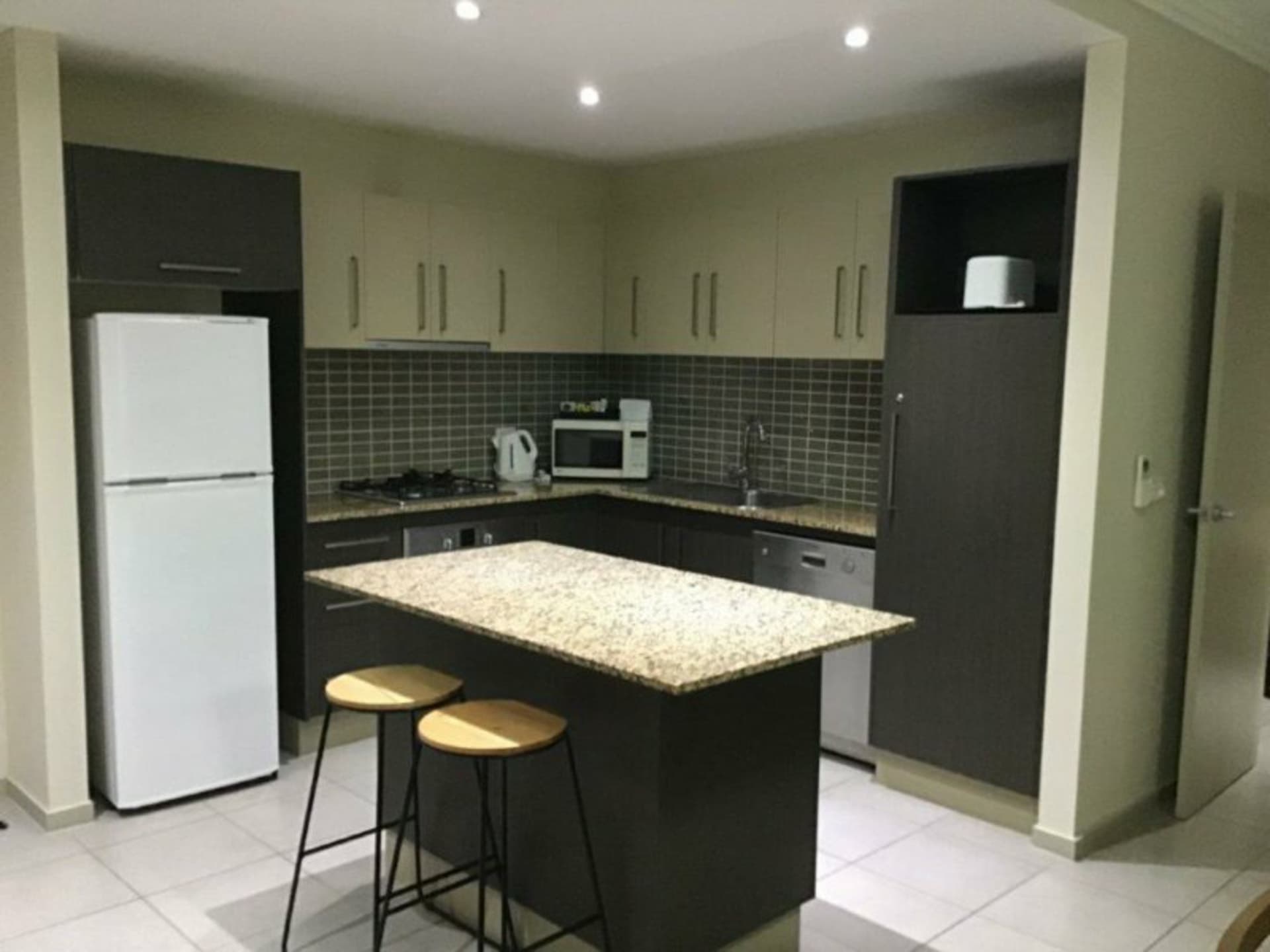 2 Bedroom/57 Paradise Palms, Kewarra Beach, Kewarra Beach - Thumbnail 7