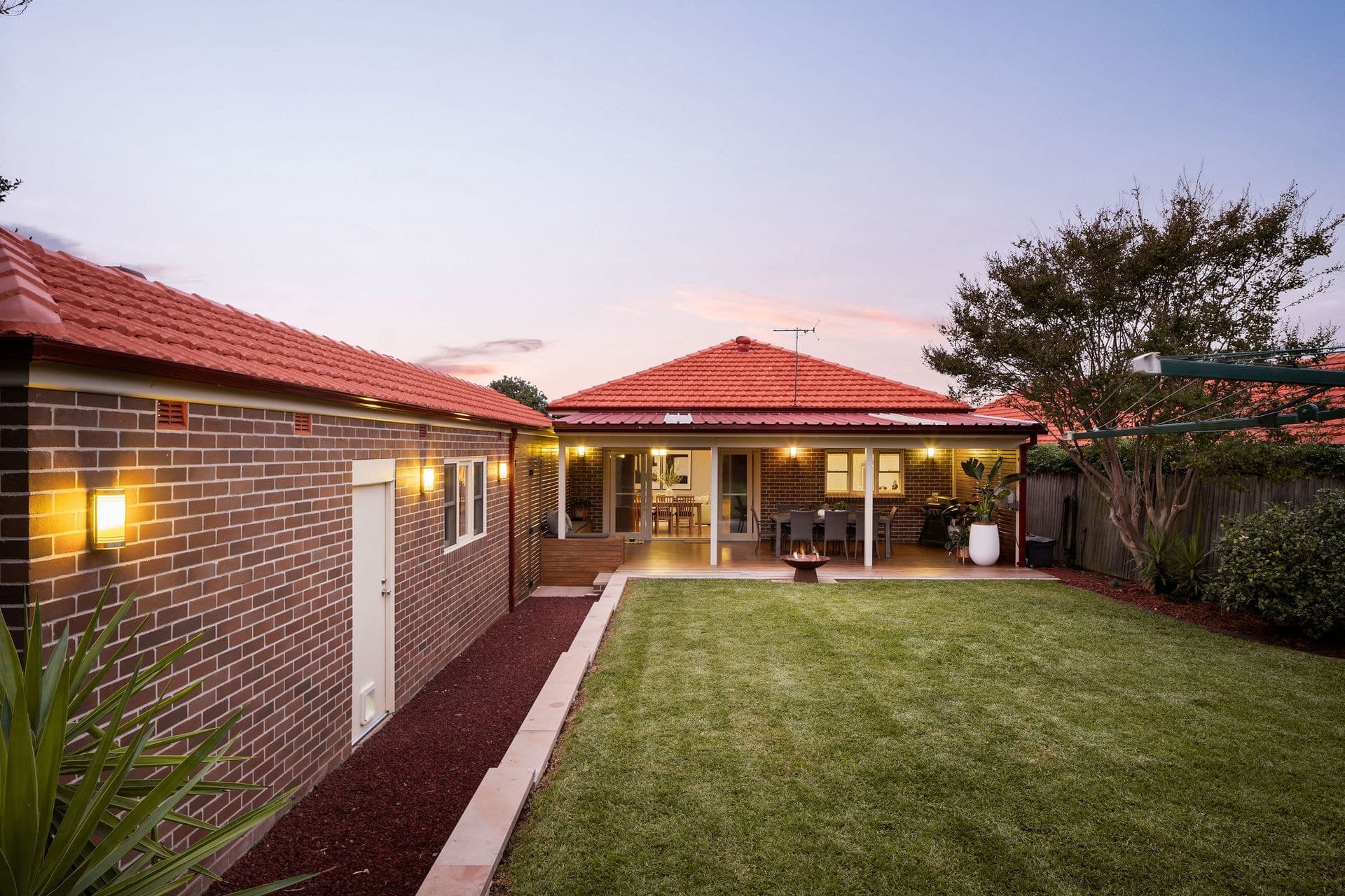 13 Wilga Street, Concord West - Thumbnail 2