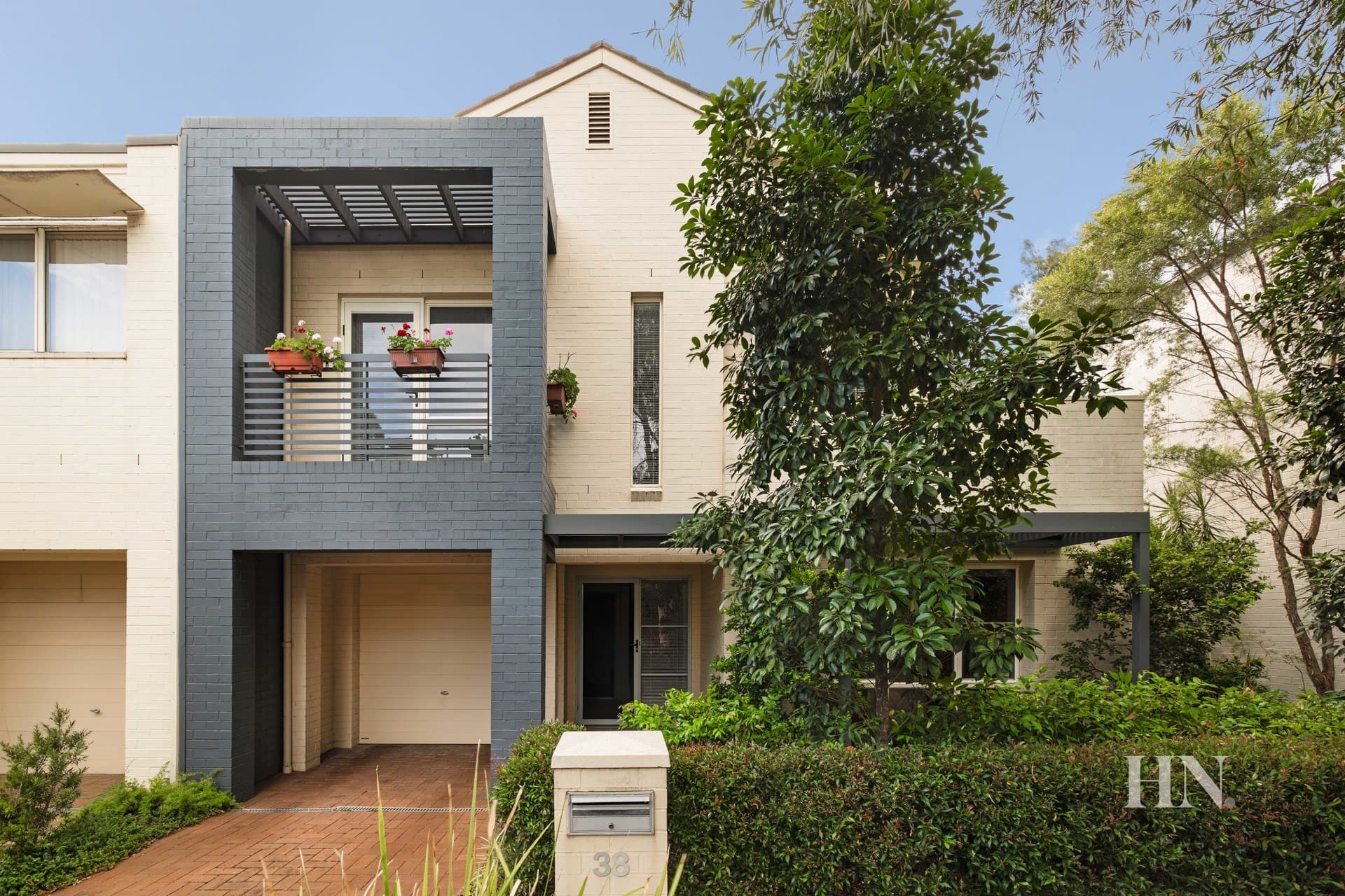 38 Popov Avenue, Newington - Image 1