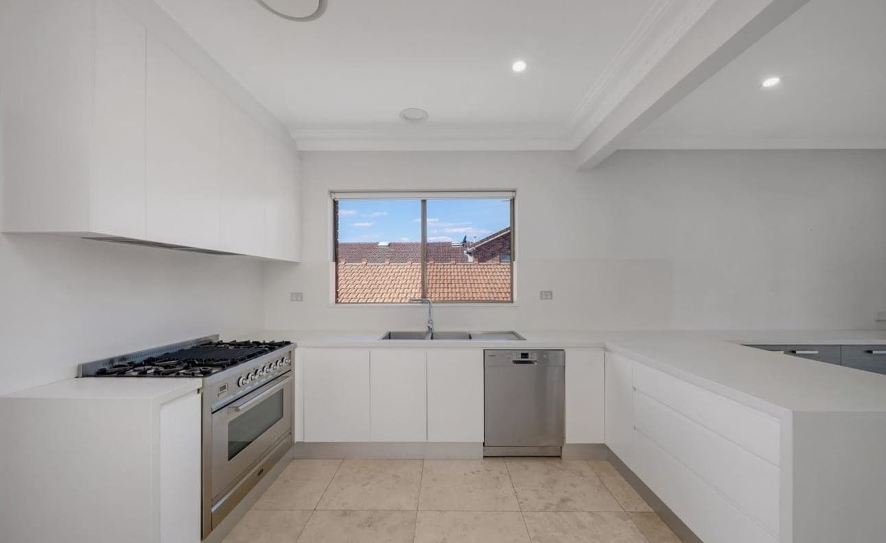 11 Russell Street, Russell Lea - Thumbnail 4