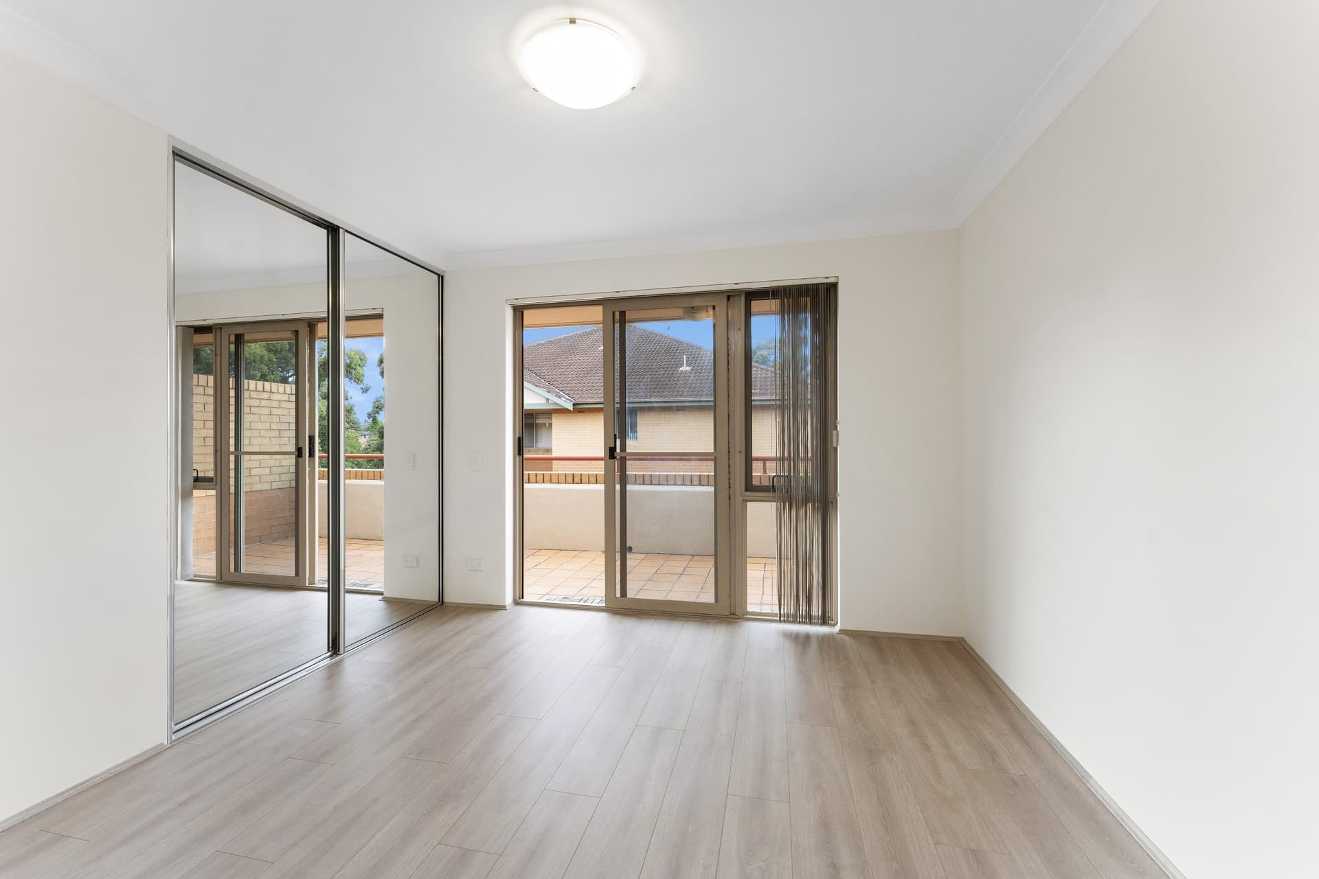 13F/19-21 George Street, North Strathfield - Thumbnail 3