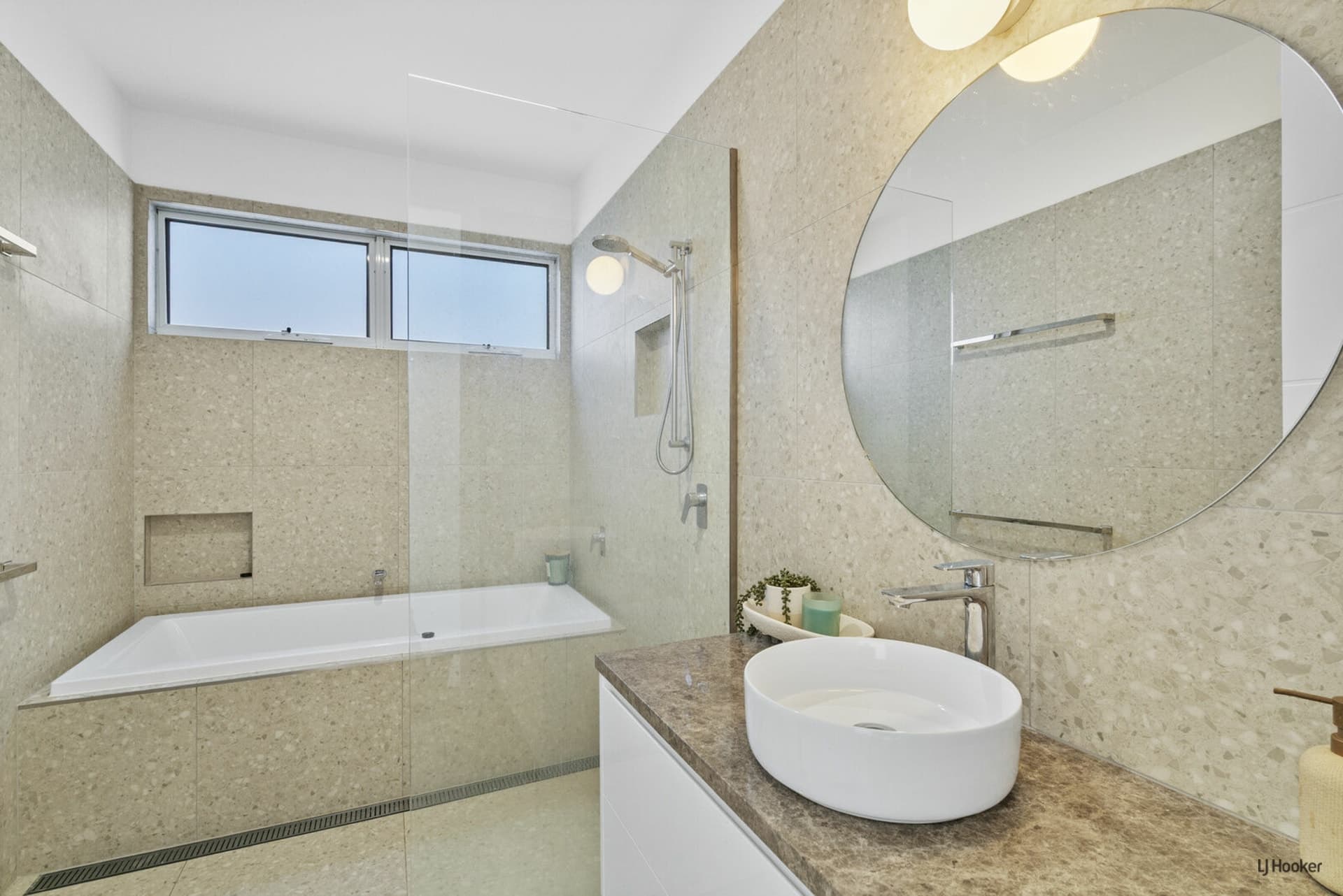 227 Mallawa Drive, Palm Beach, Palm Beach - Image 1