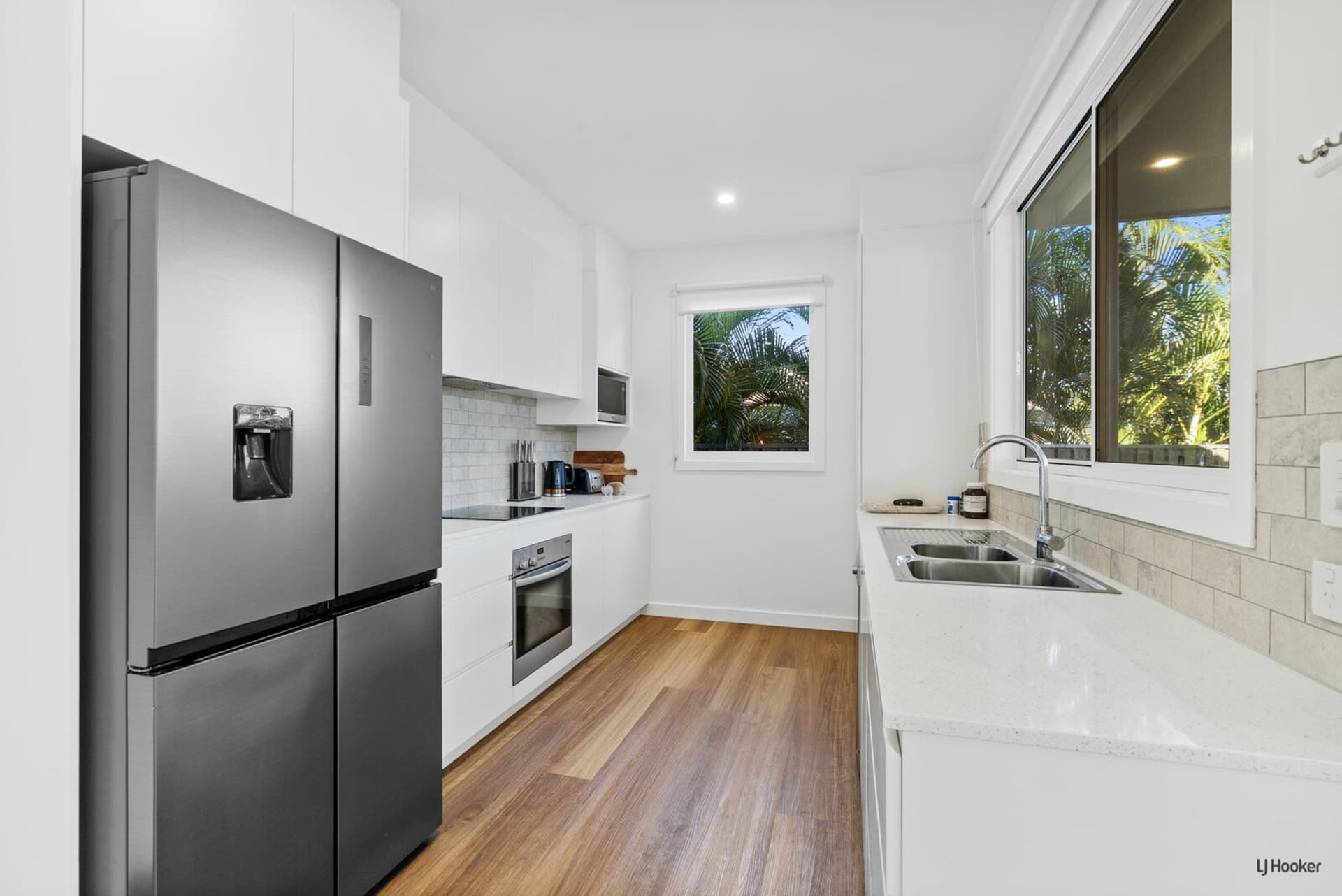 227 Mallawa Drive, Palm Beach, Palm Beach - Thumbnail 4